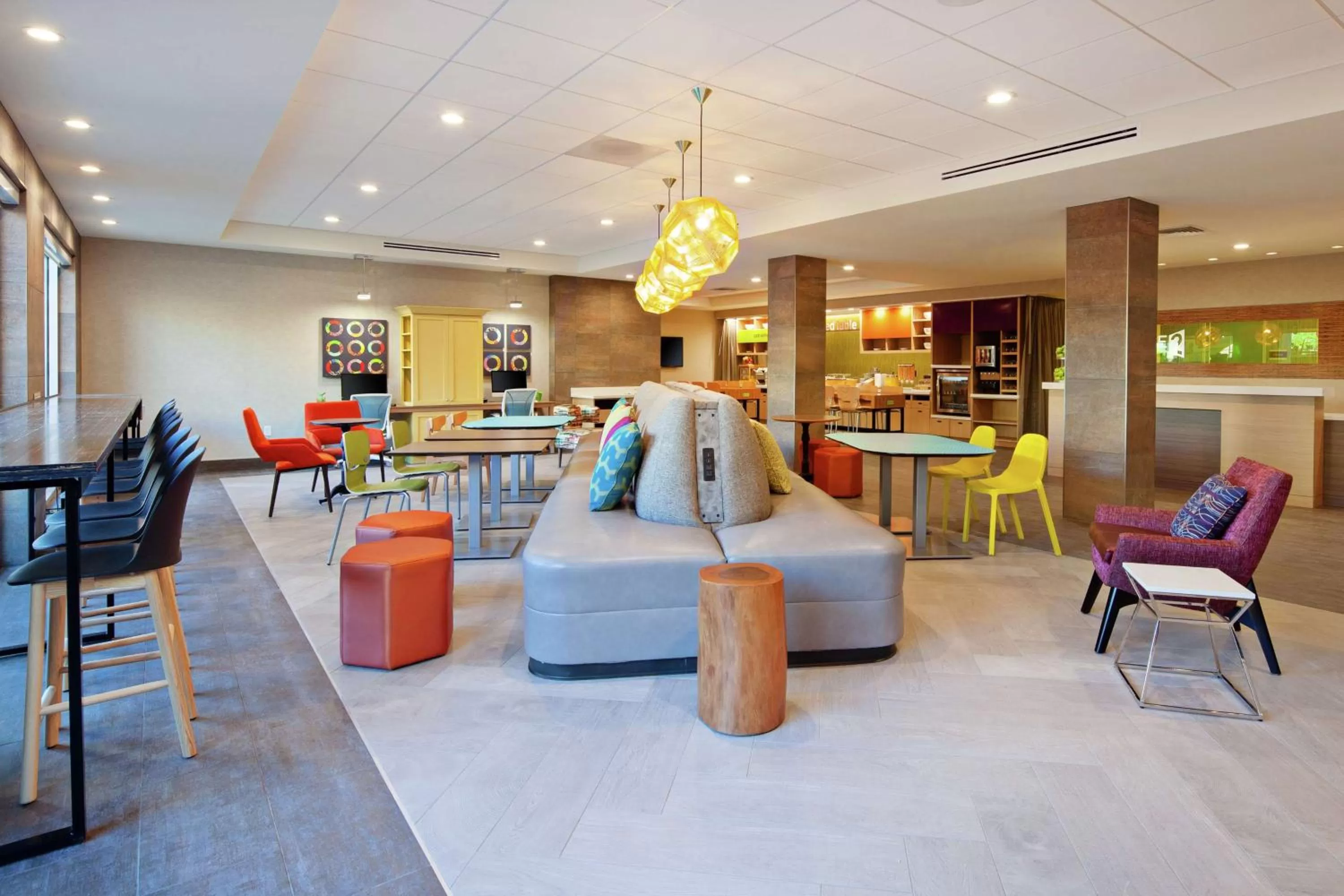 Lobby or reception in Home2 Suites By Hilton Alameda Oakland Airport