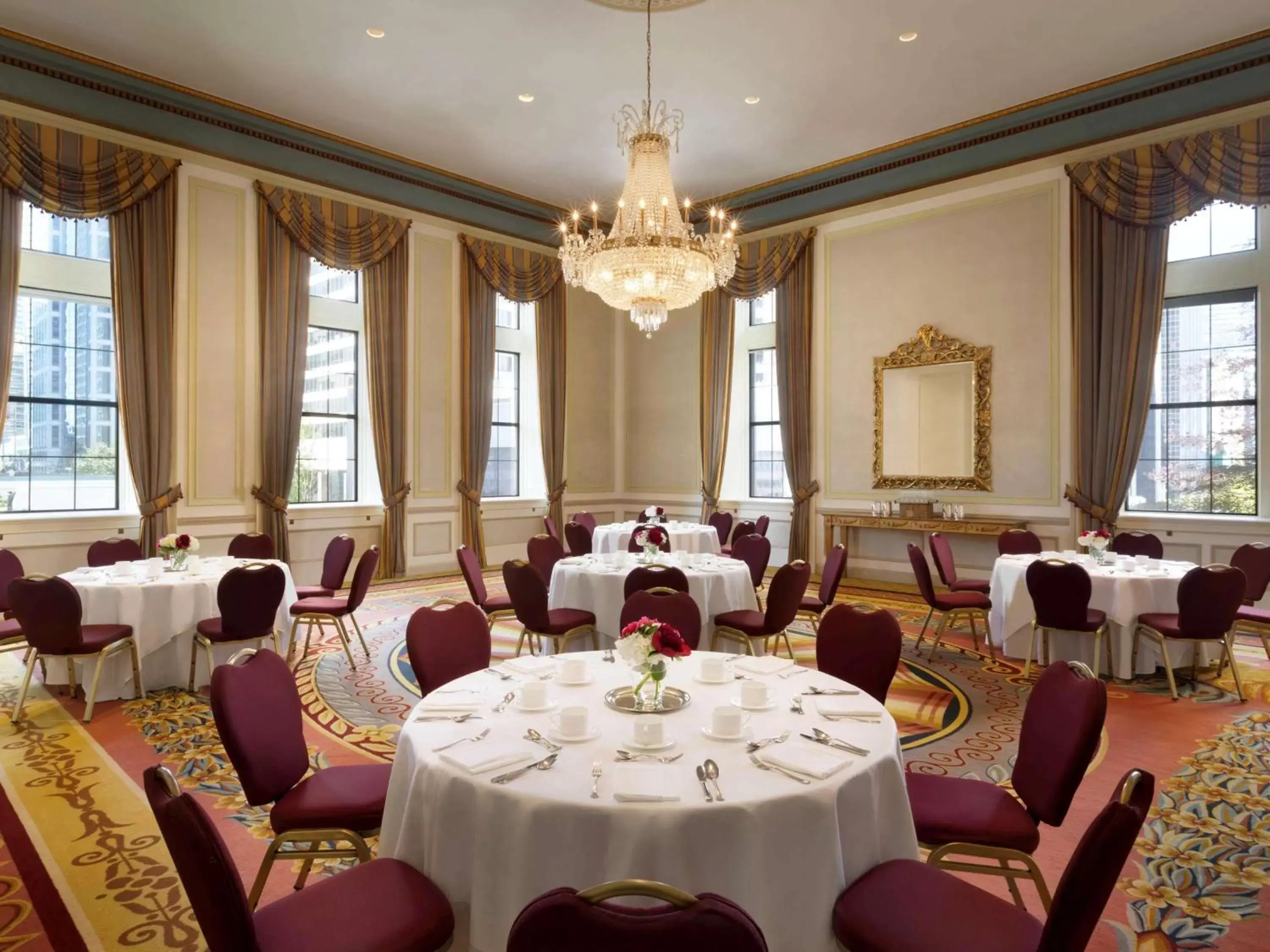 Meeting/conference room, Restaurant/Places to Eat in Fairmont Hotel Vancouver