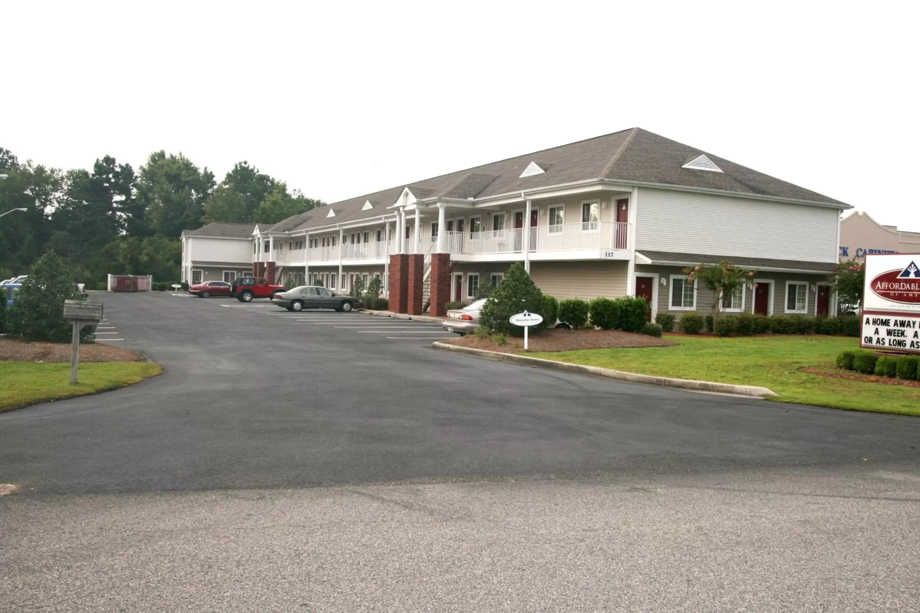 Facade/entrance, Property Building in Affordable Suites Myrtle Beach