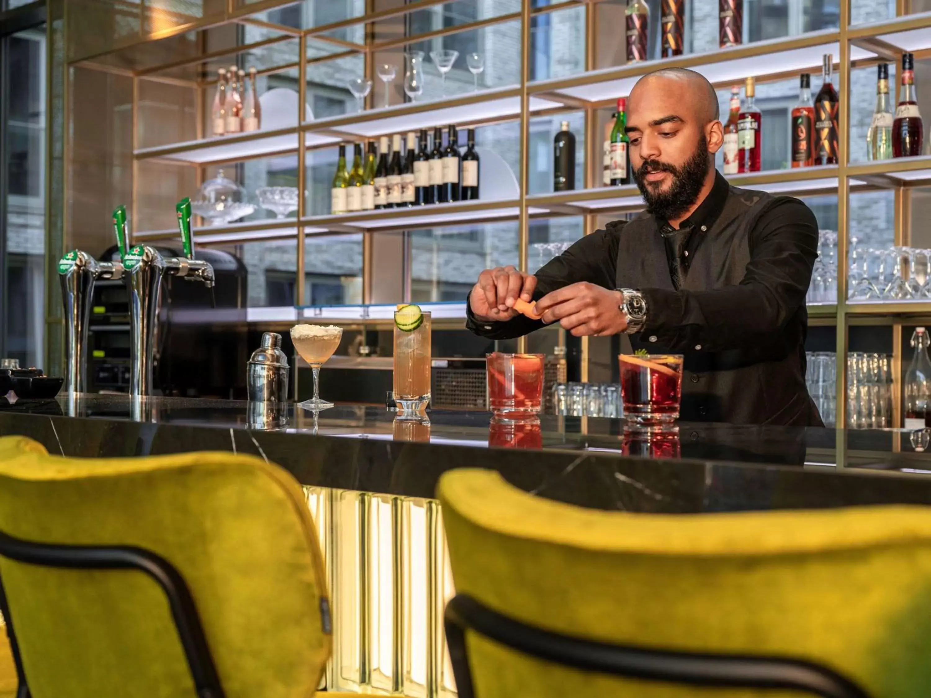 Lounge or bar in Mercure Amsterdam North Station
