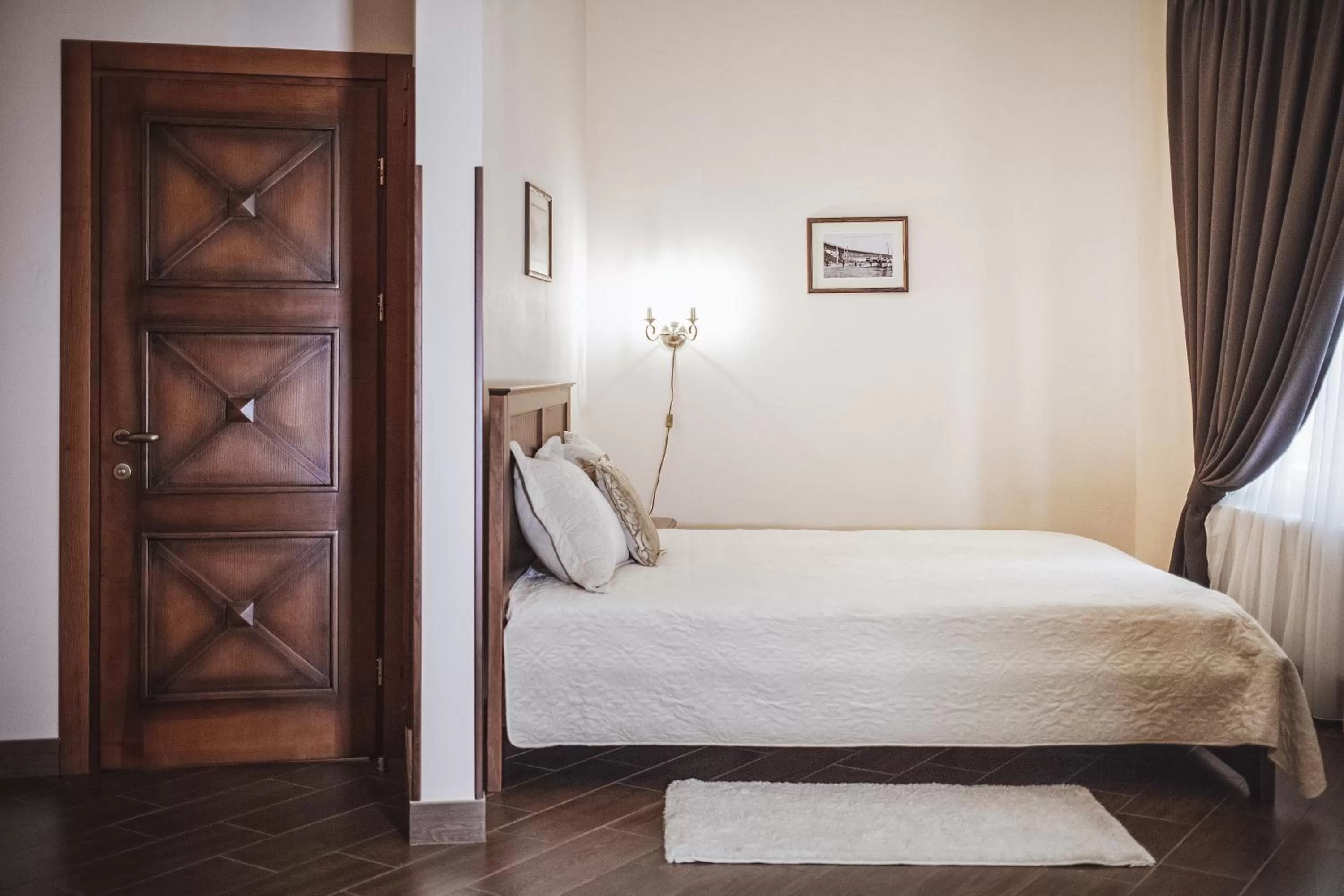 Bed in Sicheslav Ekaterinoslav