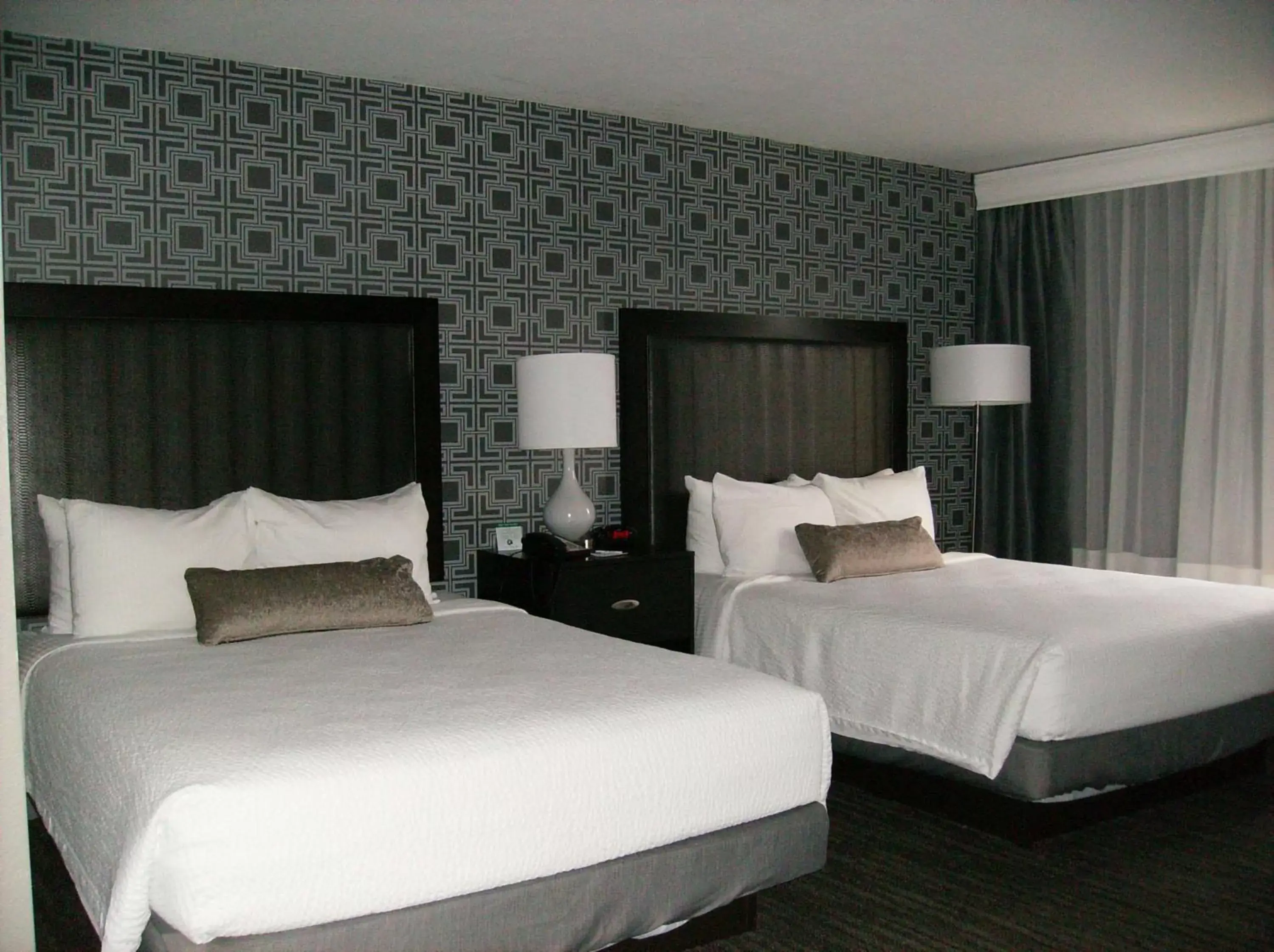 Photo of the whole room, Bed in Best Western Plus Bradford Inn Photo of the whole room, Bed in Best Western Plus Bradford Inn