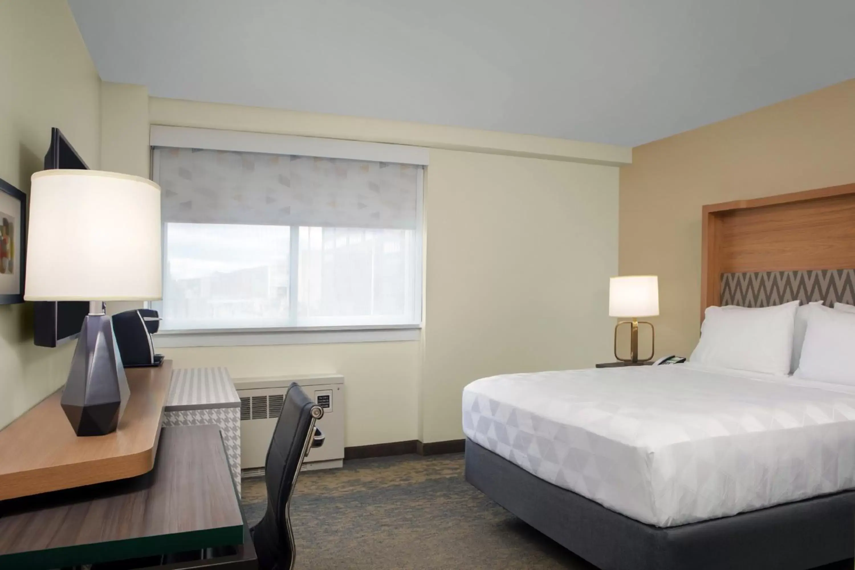 Photo of the whole room, Bed in Holiday Inn Binghamton-Downtown Hawley Street, an IHG Hotel