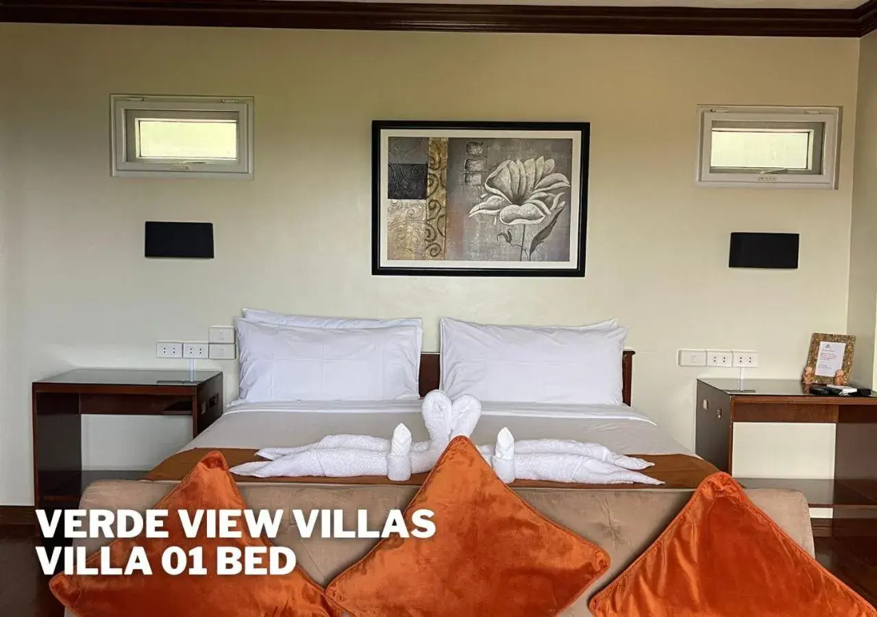 Bed in Verde View Villas