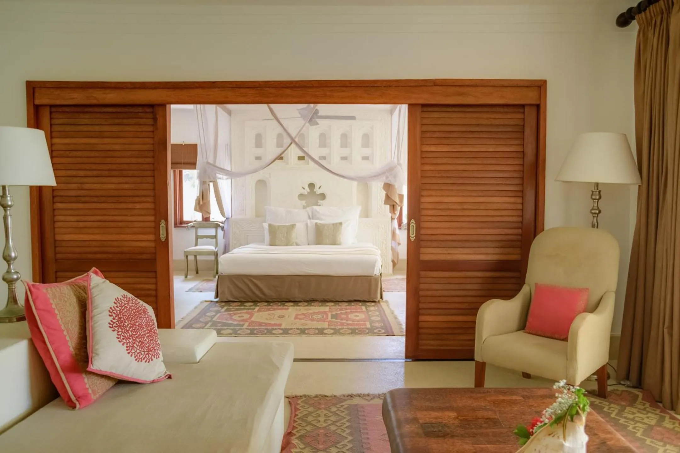 Photo of the whole room, Bed in Swahili Beach