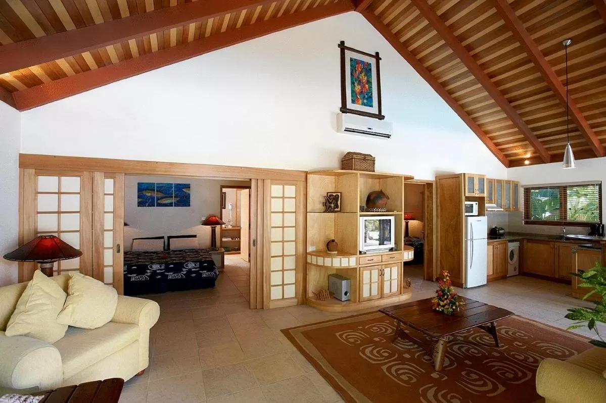 Communal lounge/ TV room in First Landing Beach Resort & Villas