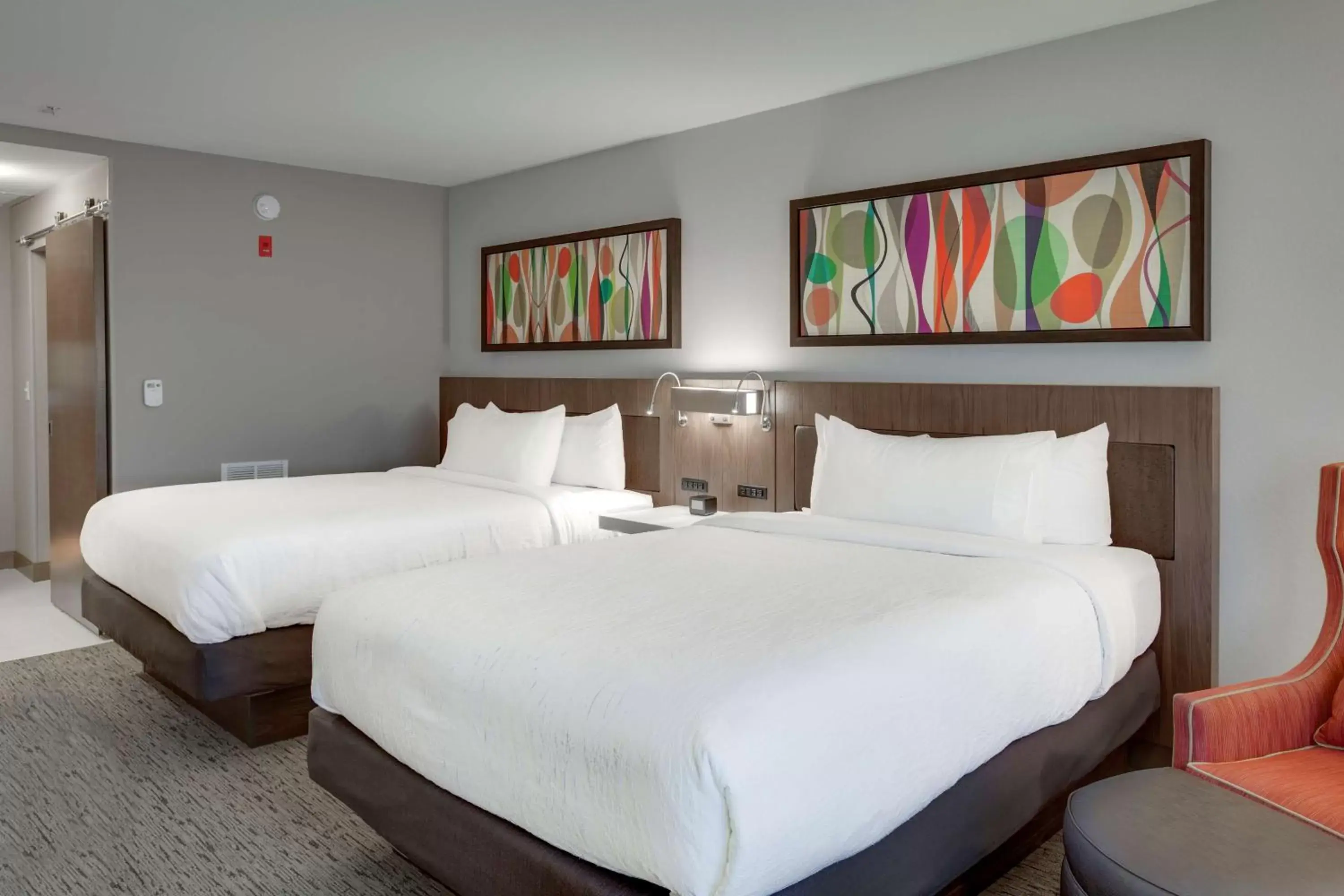 Bed in Hilton Garden Inn Oklahoma City Airport