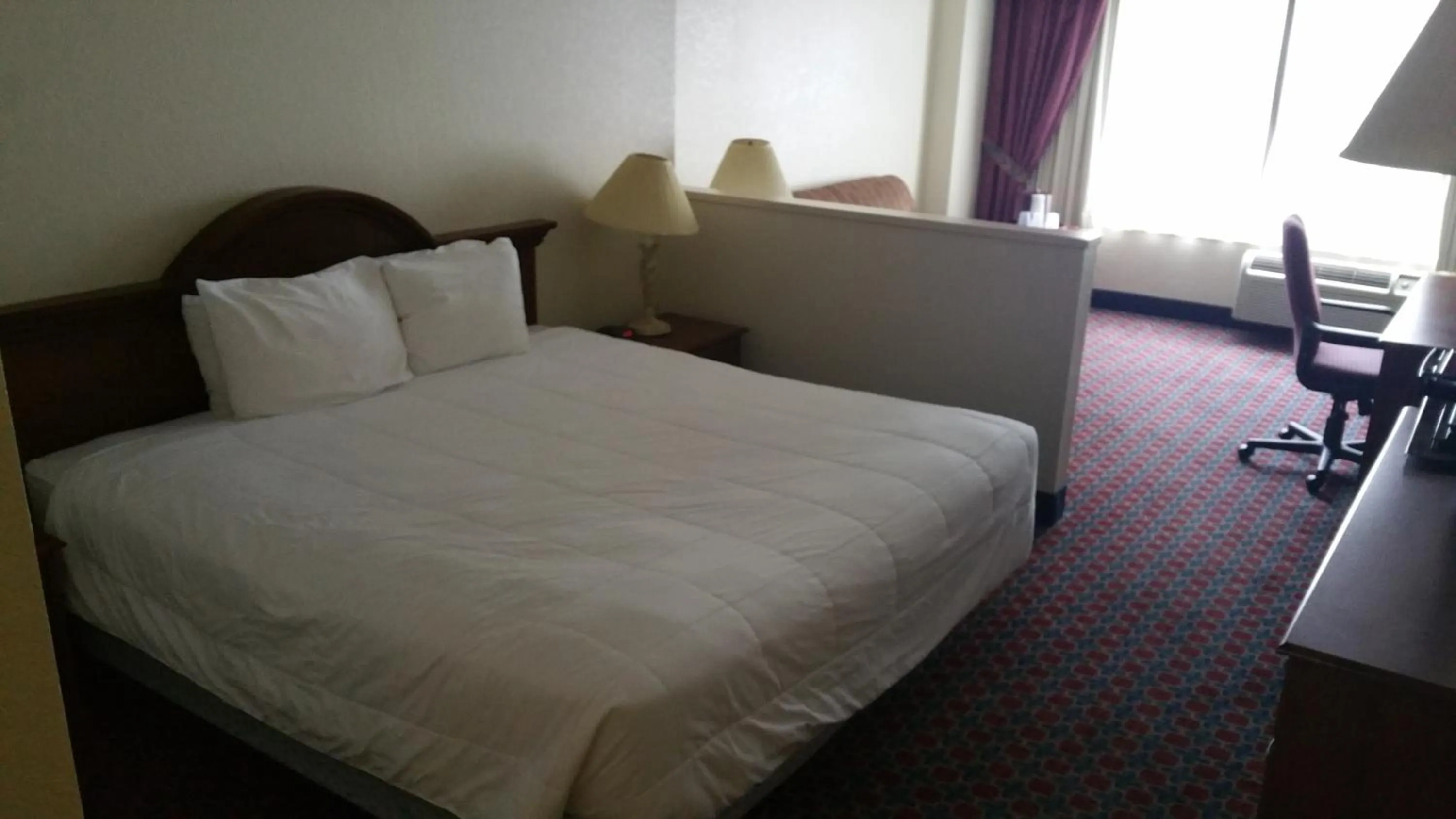 Other, Bed in Imperial Swan Hotel and Suites Lakeland