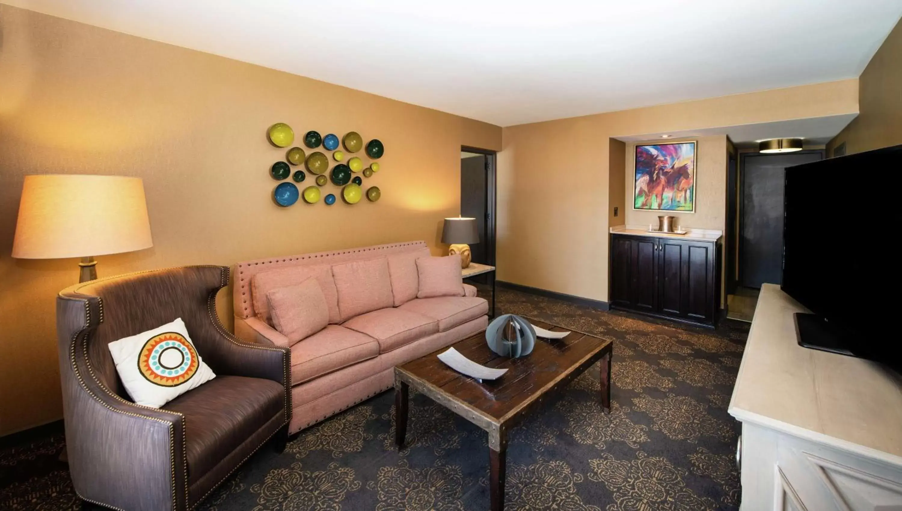 Bedroom, Seating Area in Hilton Santa Fe Historic Plaza