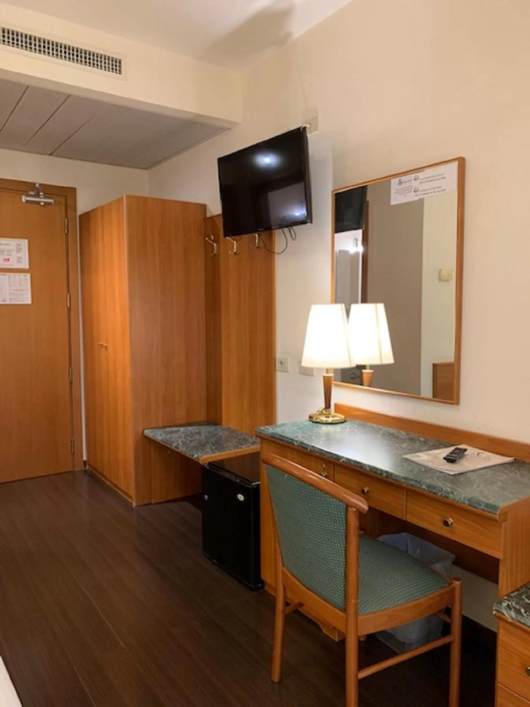 TV and multimedia in Hotel Sisto V