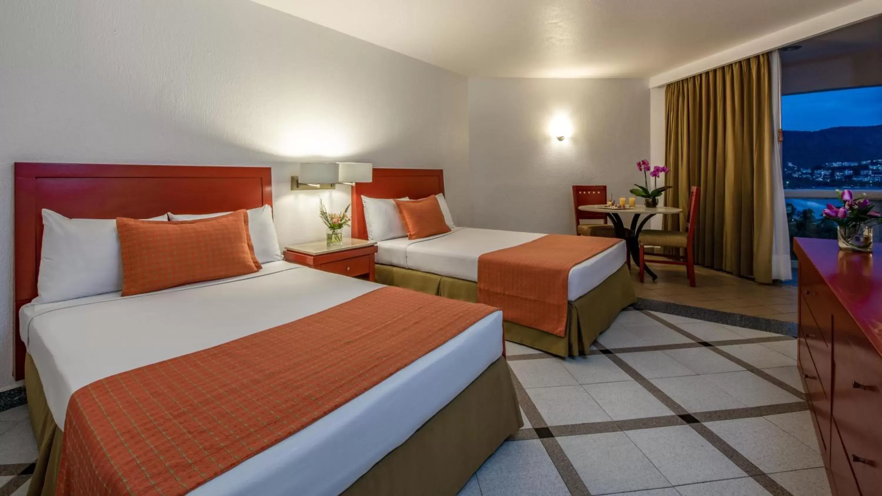 Bedroom, Bed in Park Royal Beach Ixtapa - All Inclusive