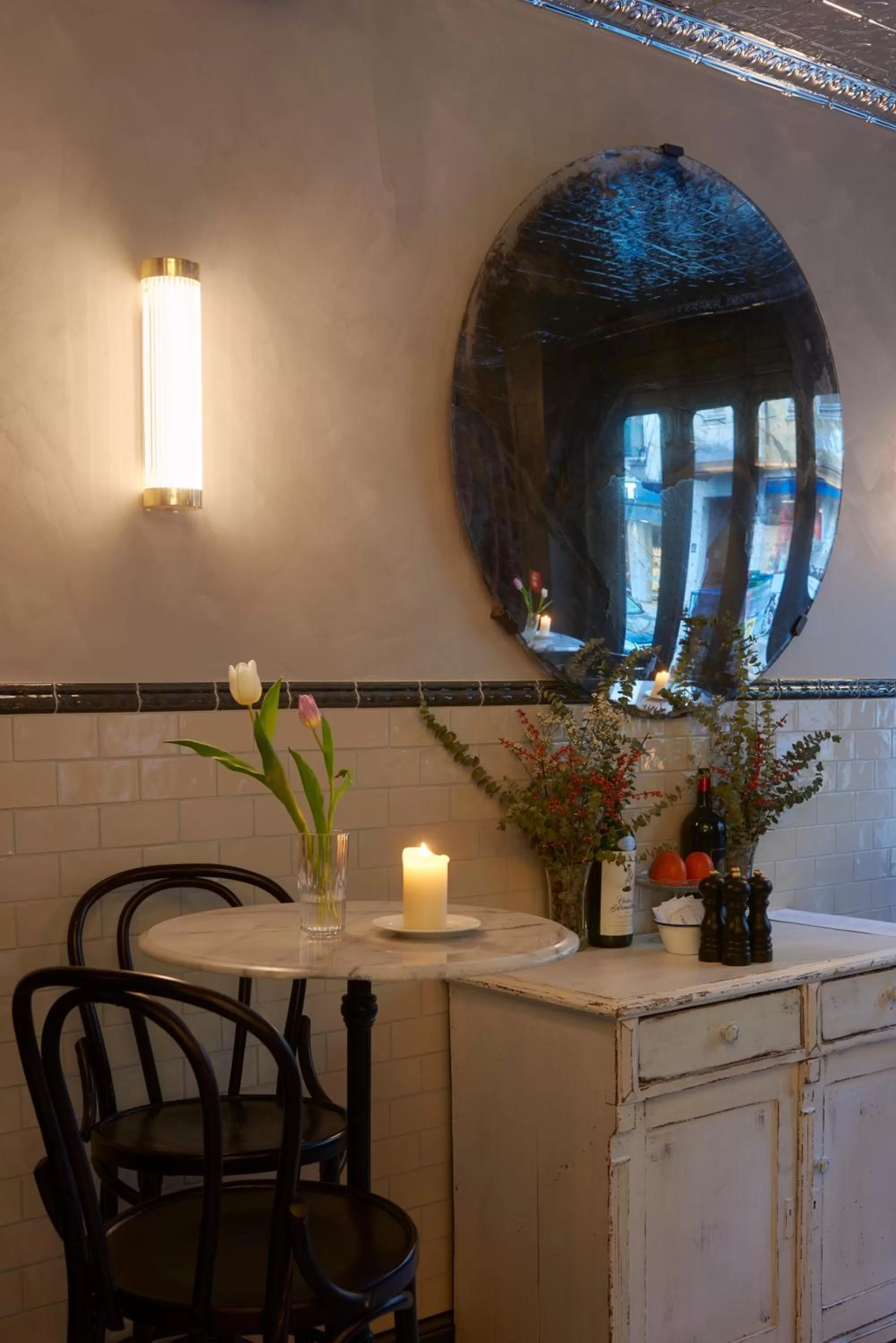 Restaurant/places to eat in HOtello Schwabing