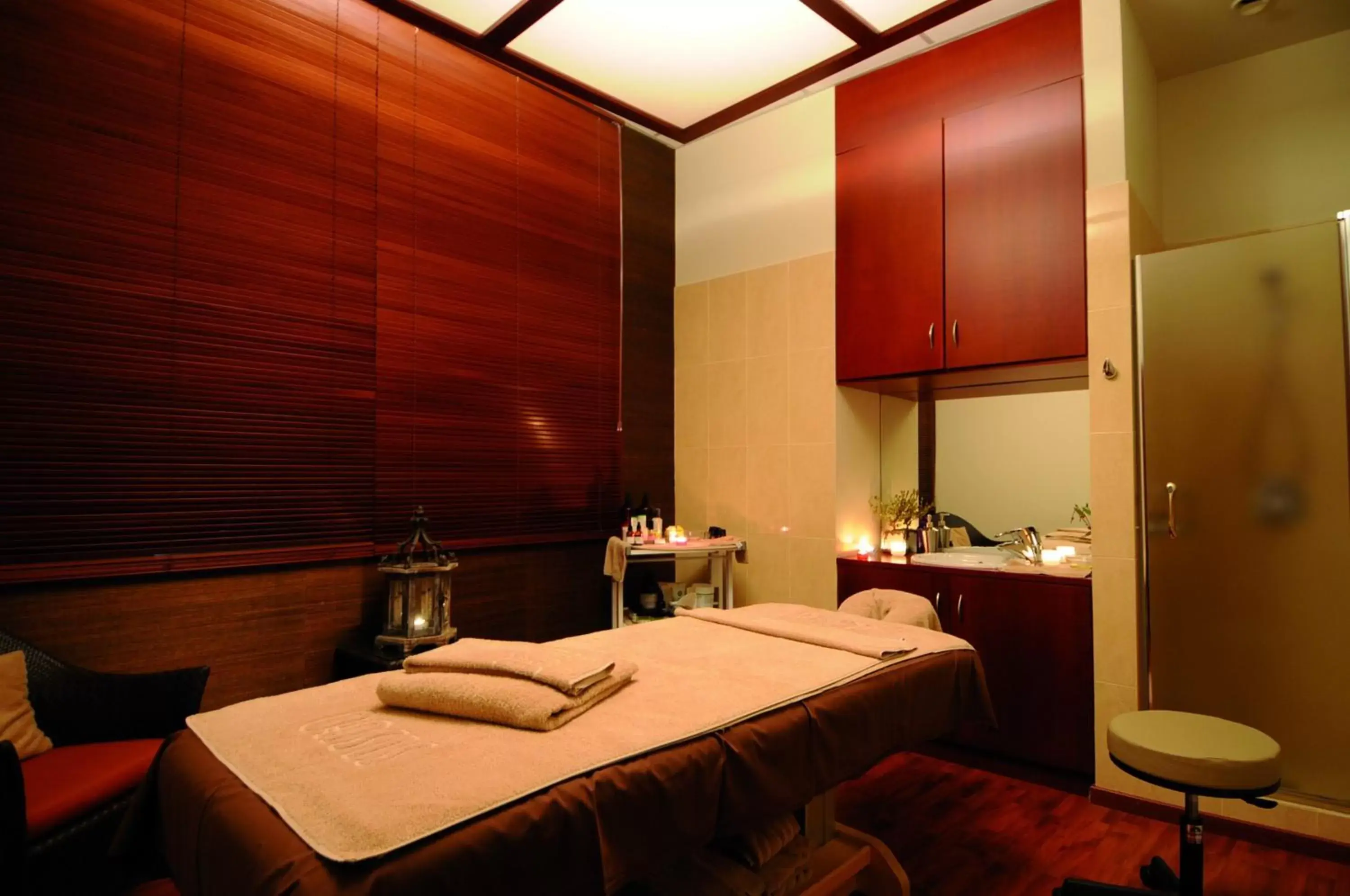 Massage, Bathroom in Club Hotel Casino Loutraki