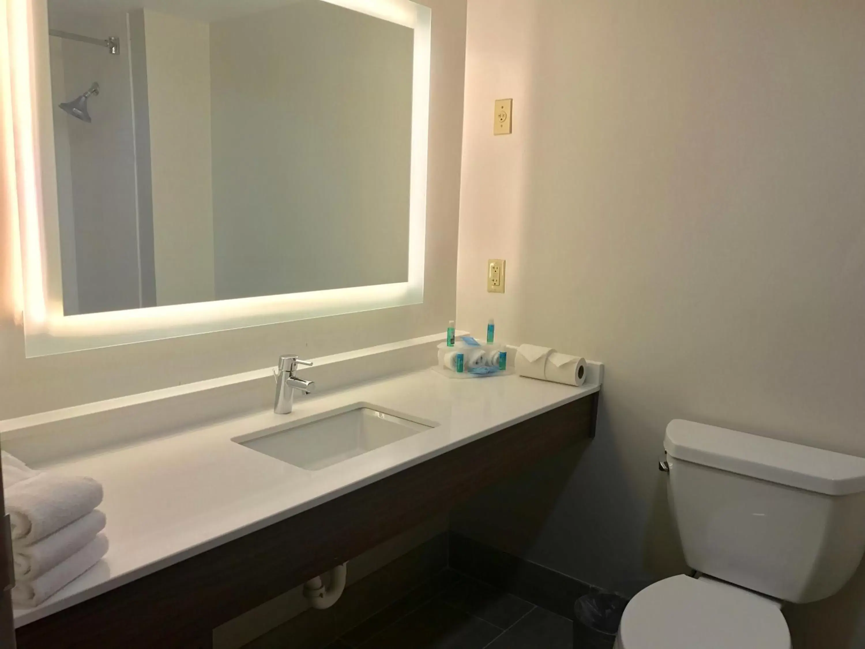 Bathroom in Holiday Inn Express Hotel & Suites Louisville East, an IHG Hotel
