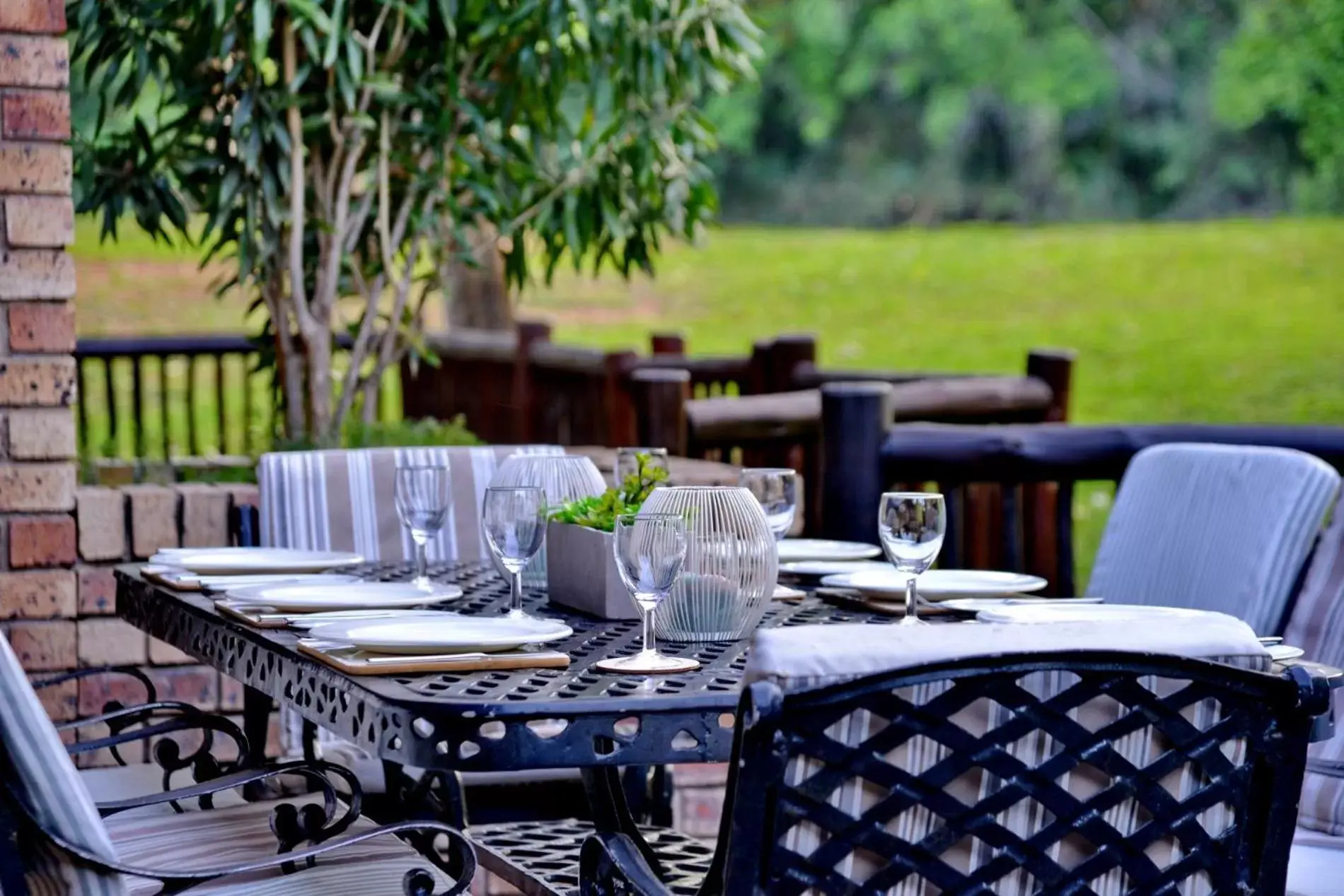 Patio, Restaurant/Places to Eat in Cambalala - Luxury Units - in Kruger Park Lodge - Serviced Daily, Free Wi-Fi