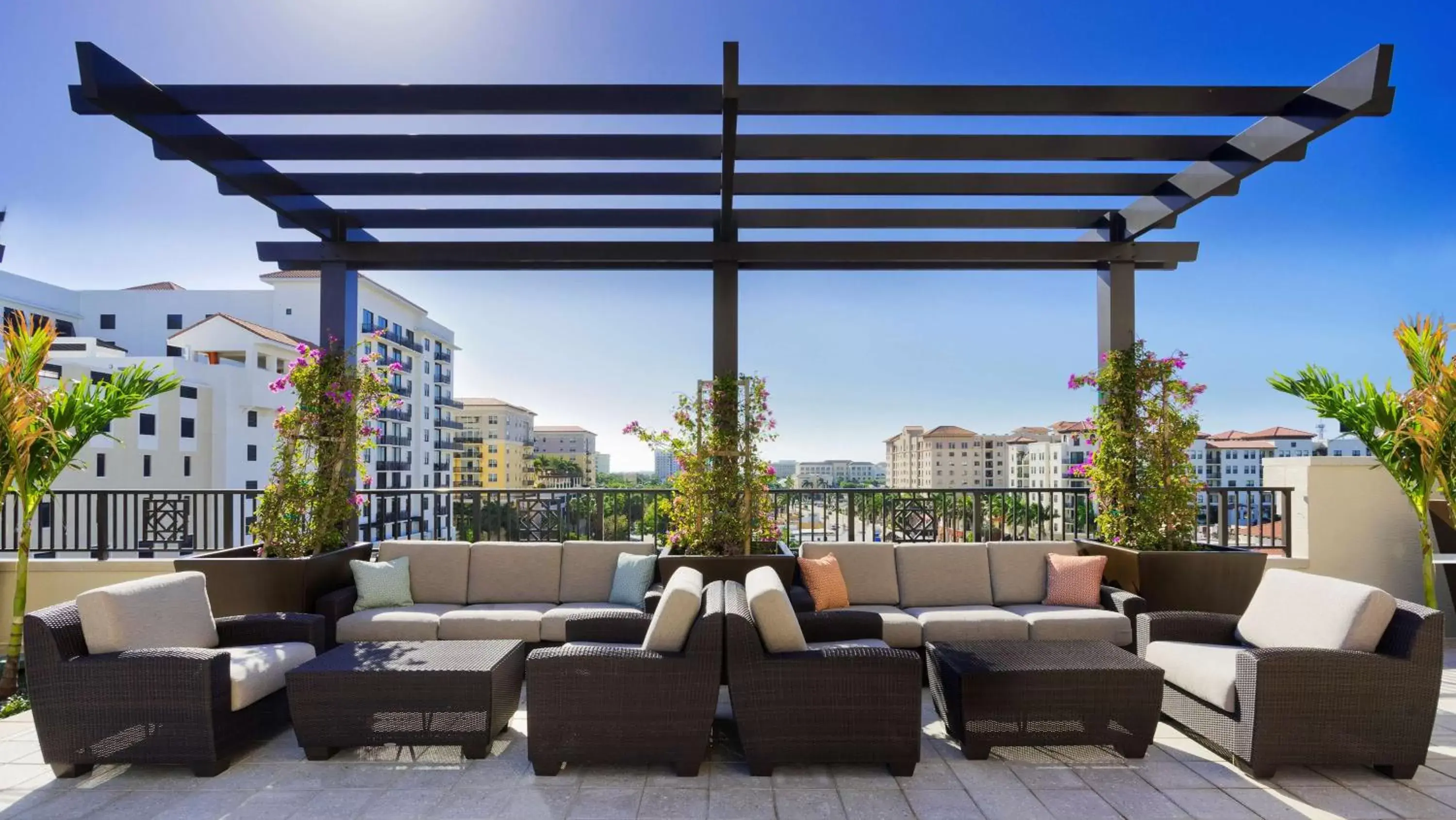 Property building in Hyatt Place Boca Raton Property building in Hyatt Place Boca Raton