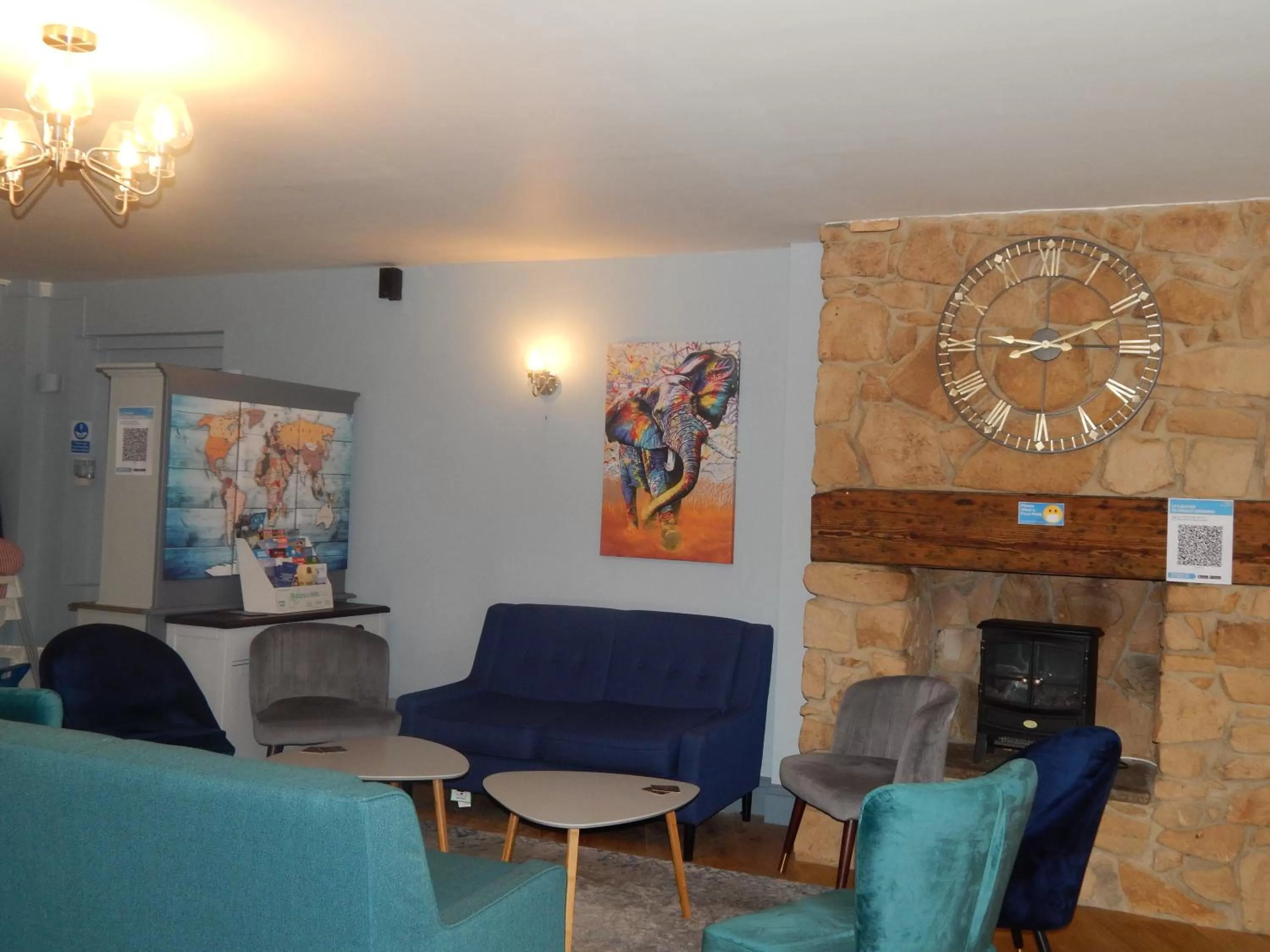 Lounge or bar in The Saxon Inn