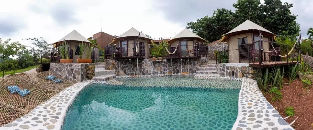 Swimming Pool in Hostal de la Luz - Spa Holistic Resort