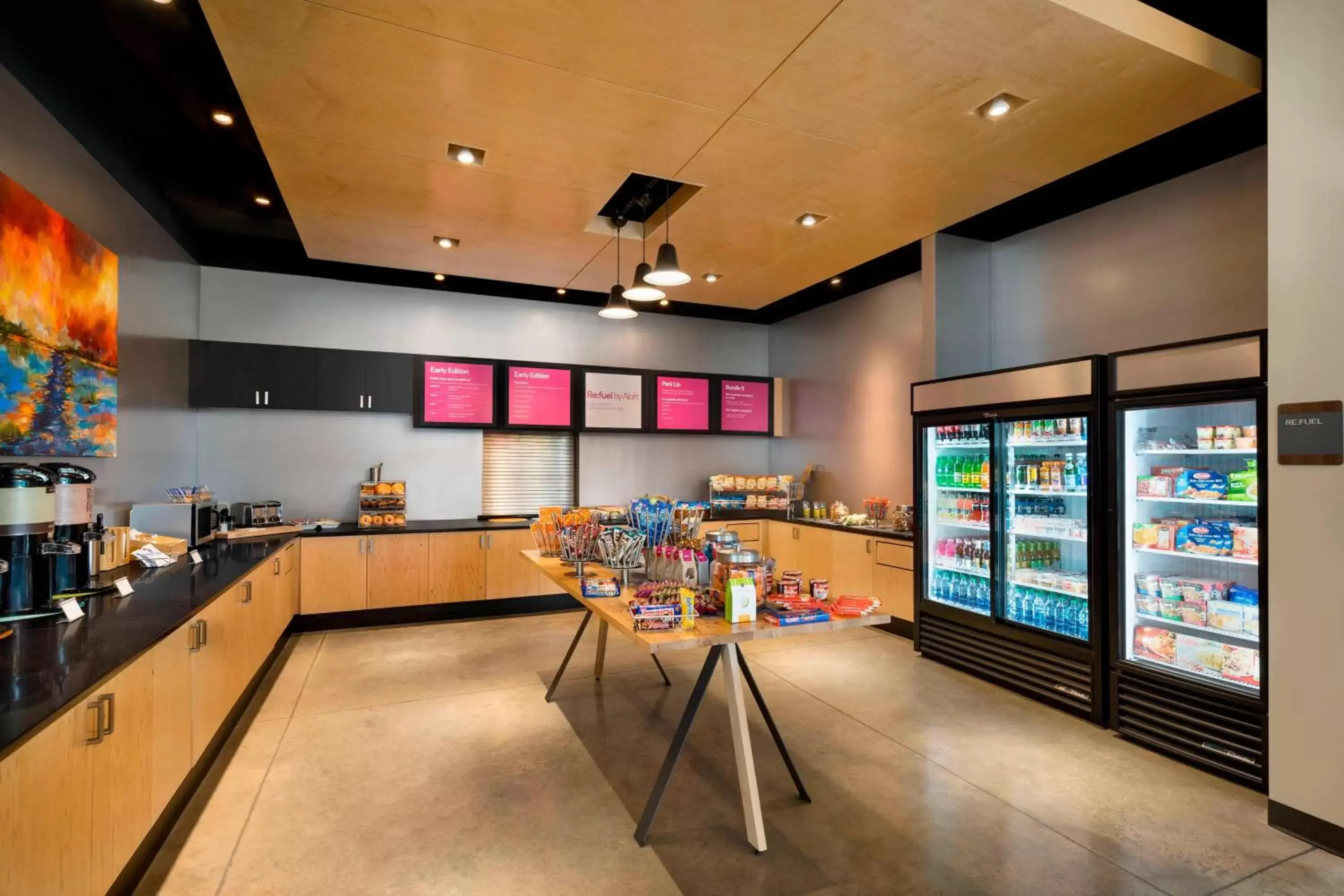 Restaurant/places to eat in Aloft Columbia Downtown