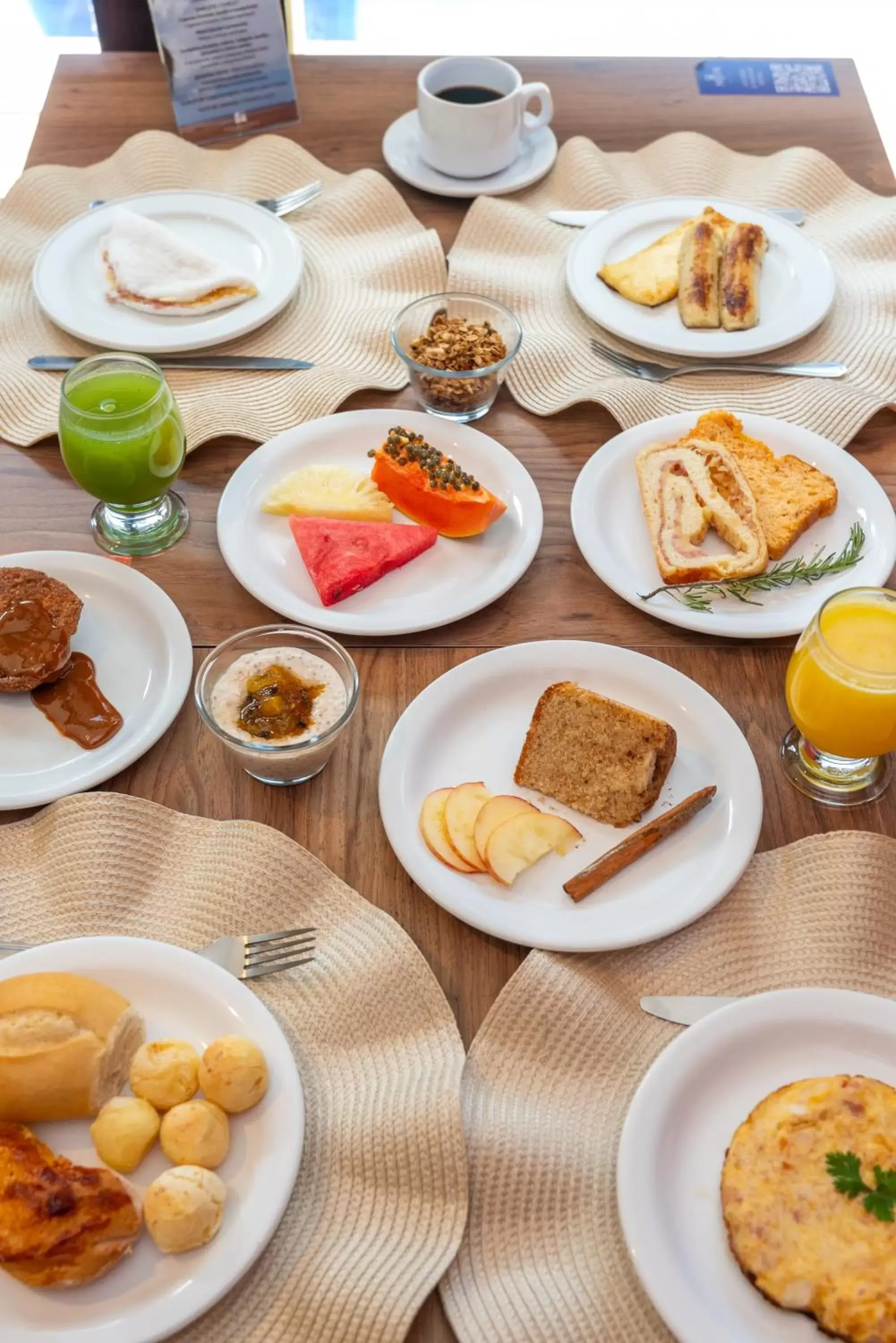 Food and drinks, Breakfast in Hotel Areias Belas