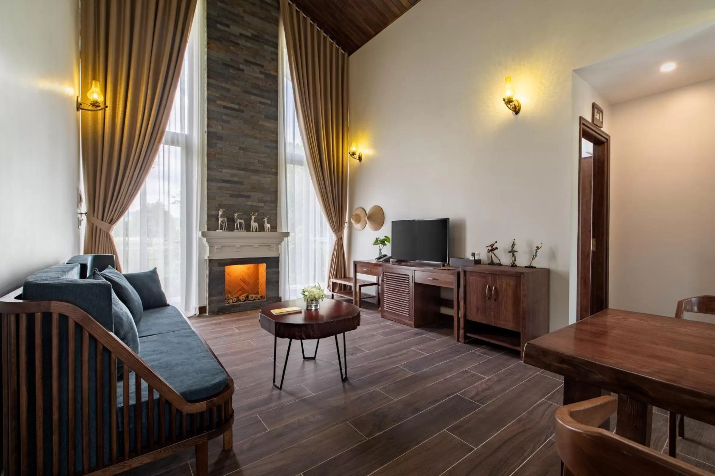 Living room in Bai Dinh Riverside Resort & Spa