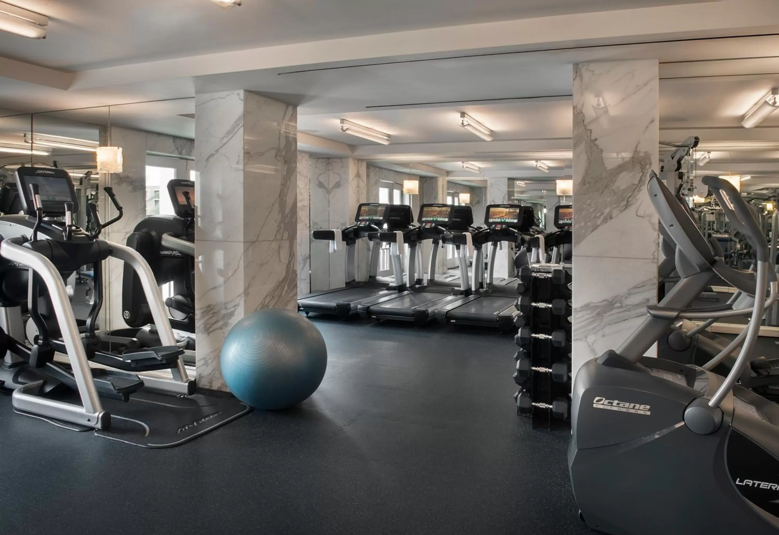 Fitness centre/facilities, Fitness Center/Facilities in The Peninsula Beverly Hills