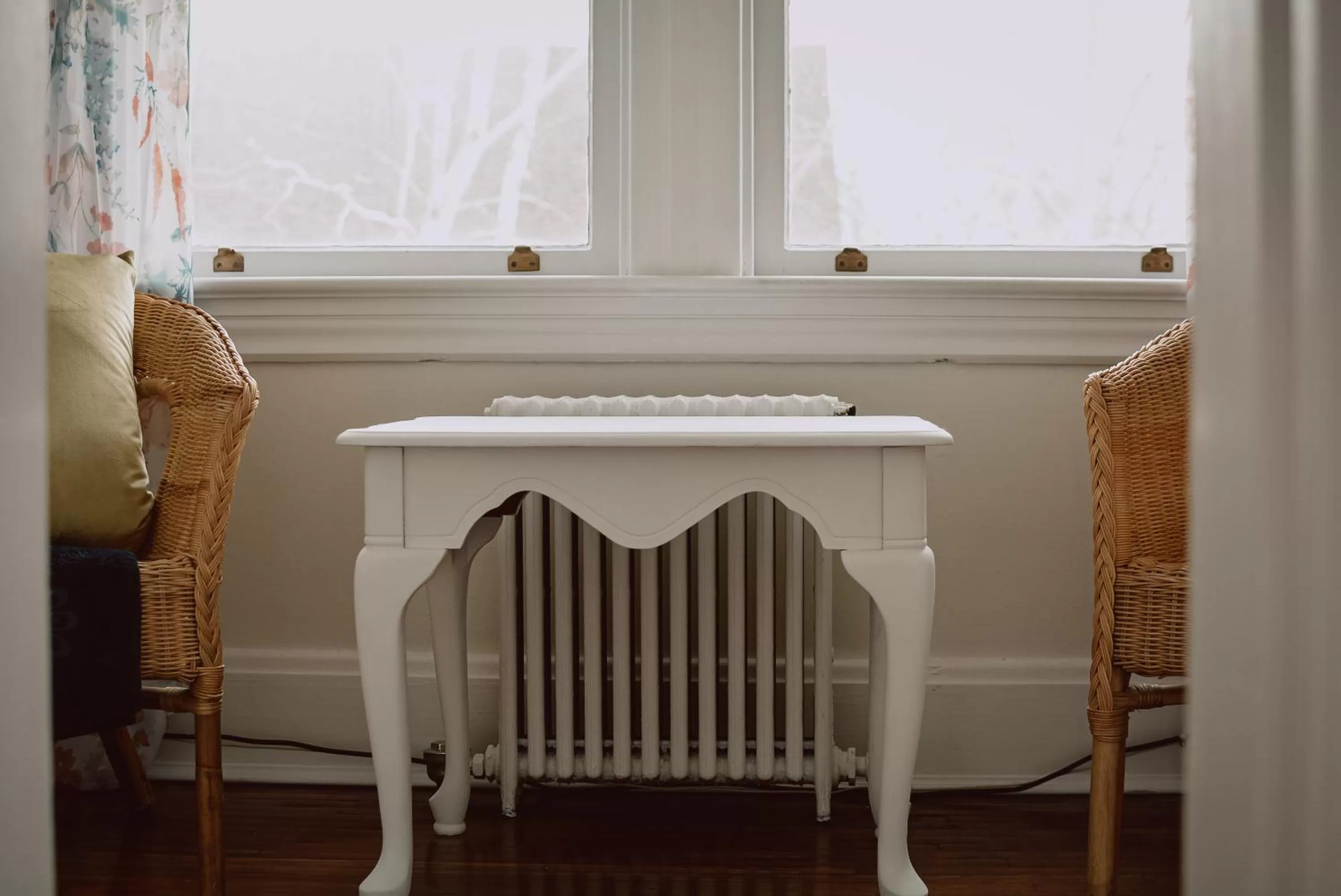 Hill Road Manor Bed & Breakfast