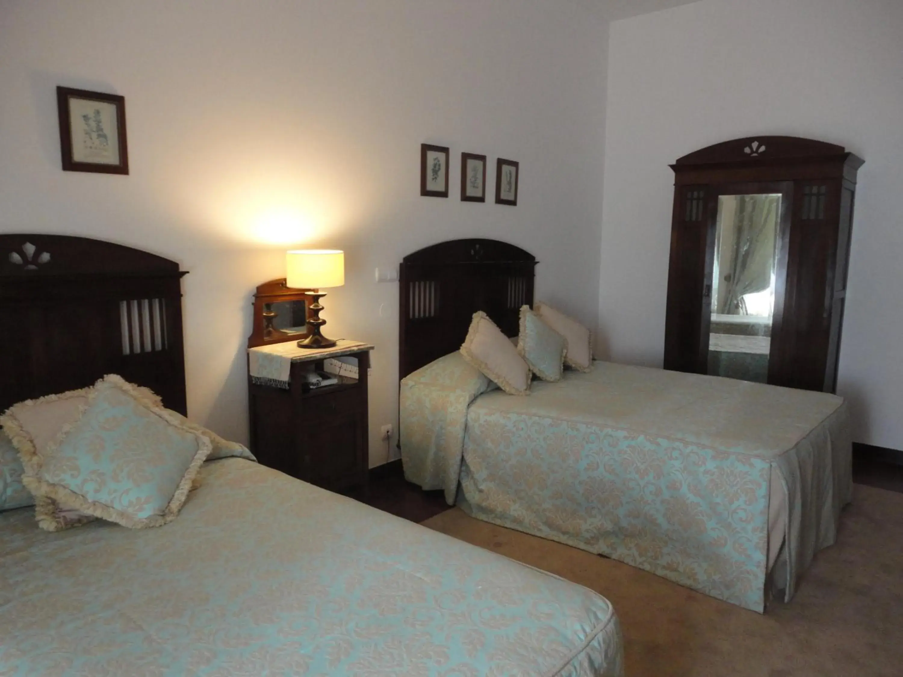 Photo of the whole room, Bed in Hotel Rural Quinta de Santo Antonio