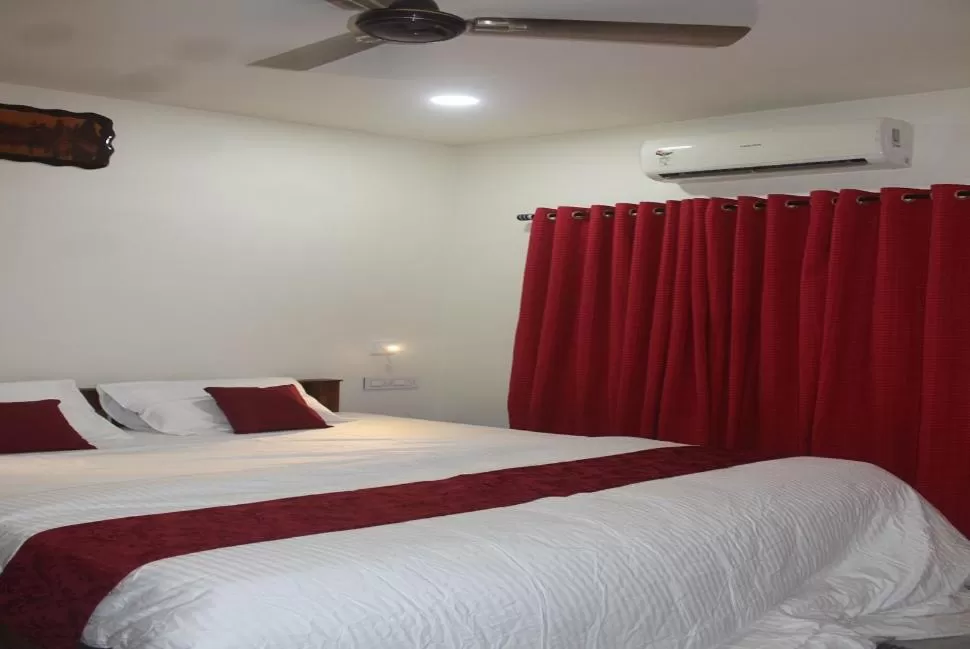 Bed in Nature Villa Kochi