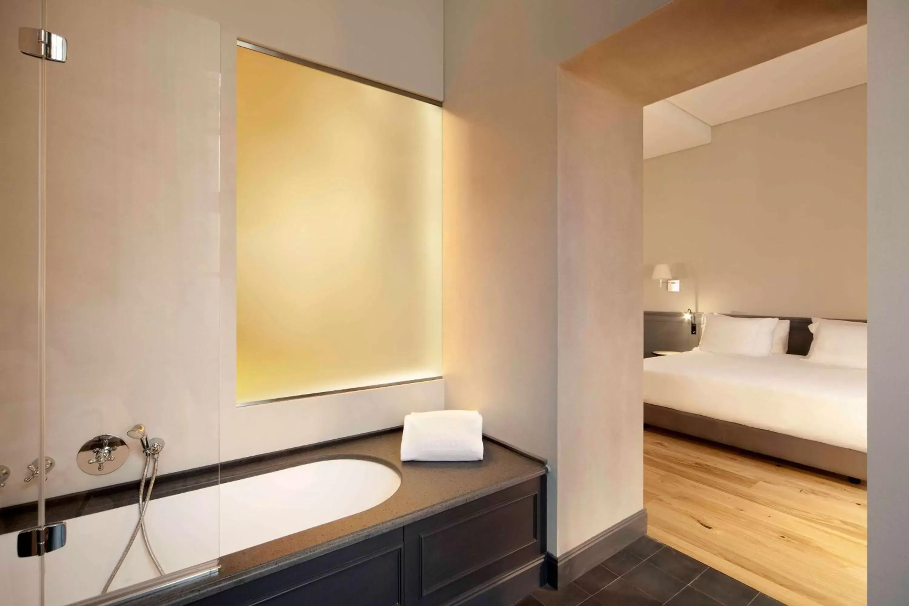 Photo of the whole room, Bathroom in NH Collection Torino Piazza Carlina