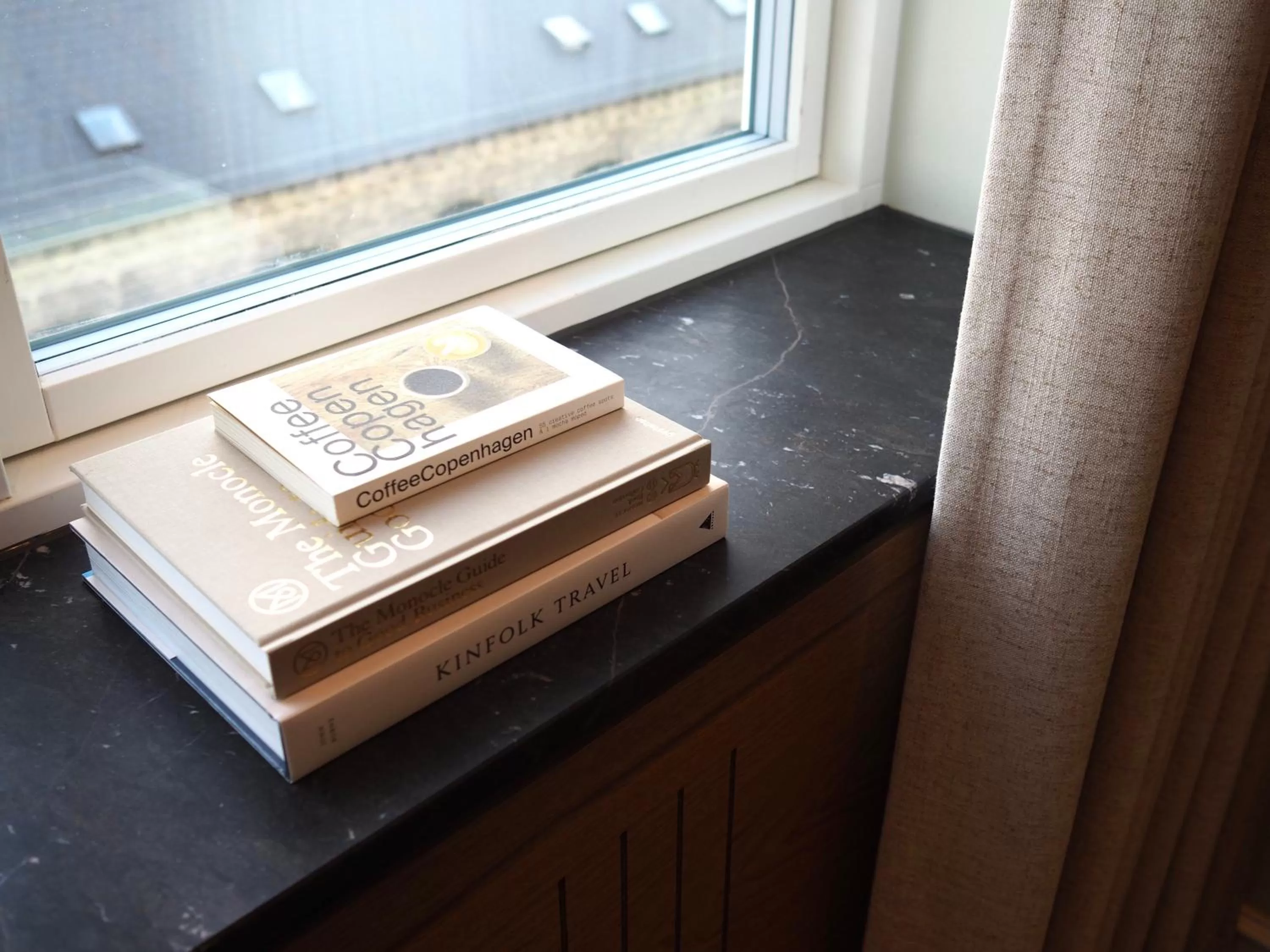 Hypernym Hotel & Suites