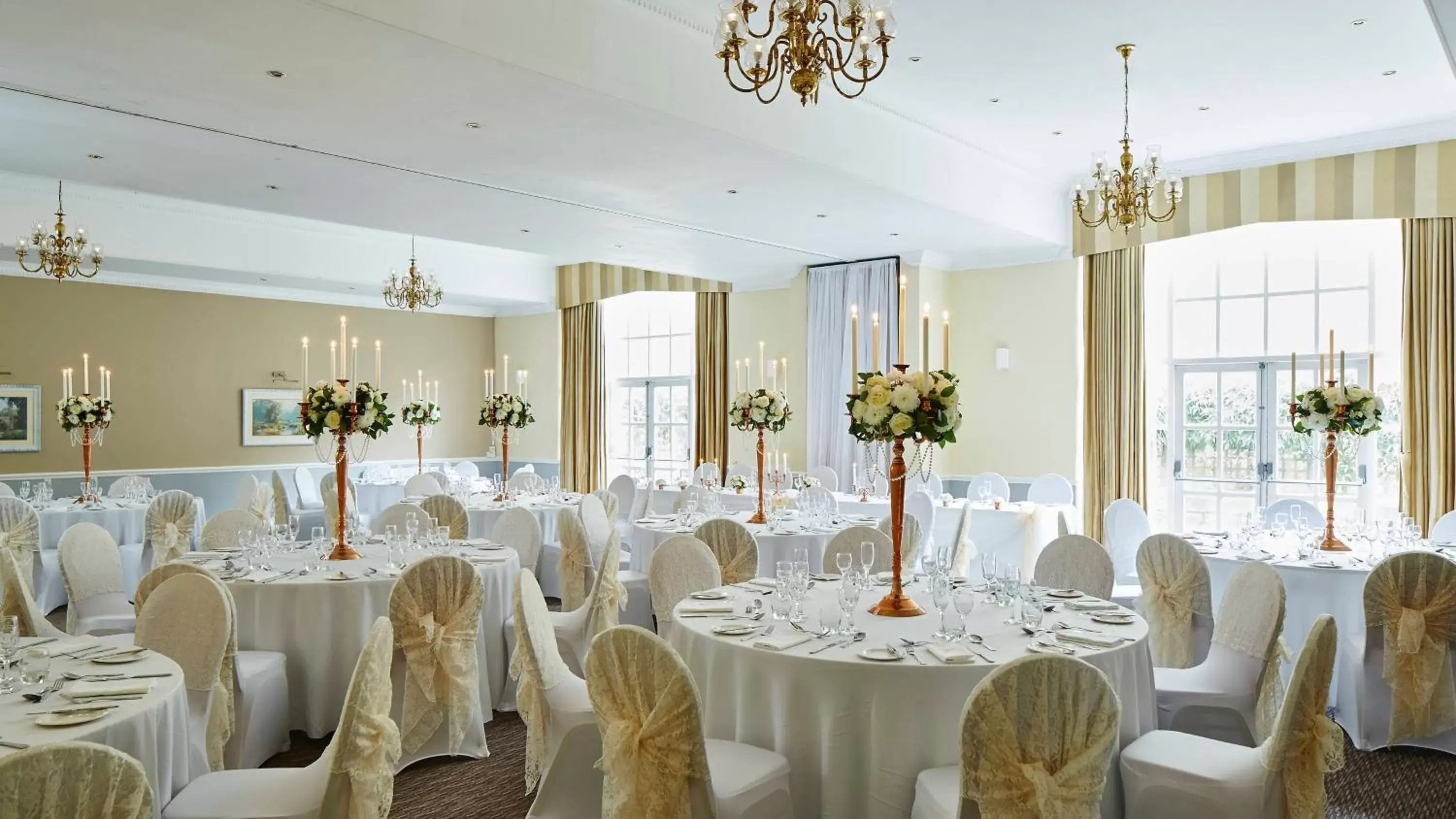 Banquet/Function facilities, Banquet Facilities in Hollins Hall Hotel, Golf & Country Club