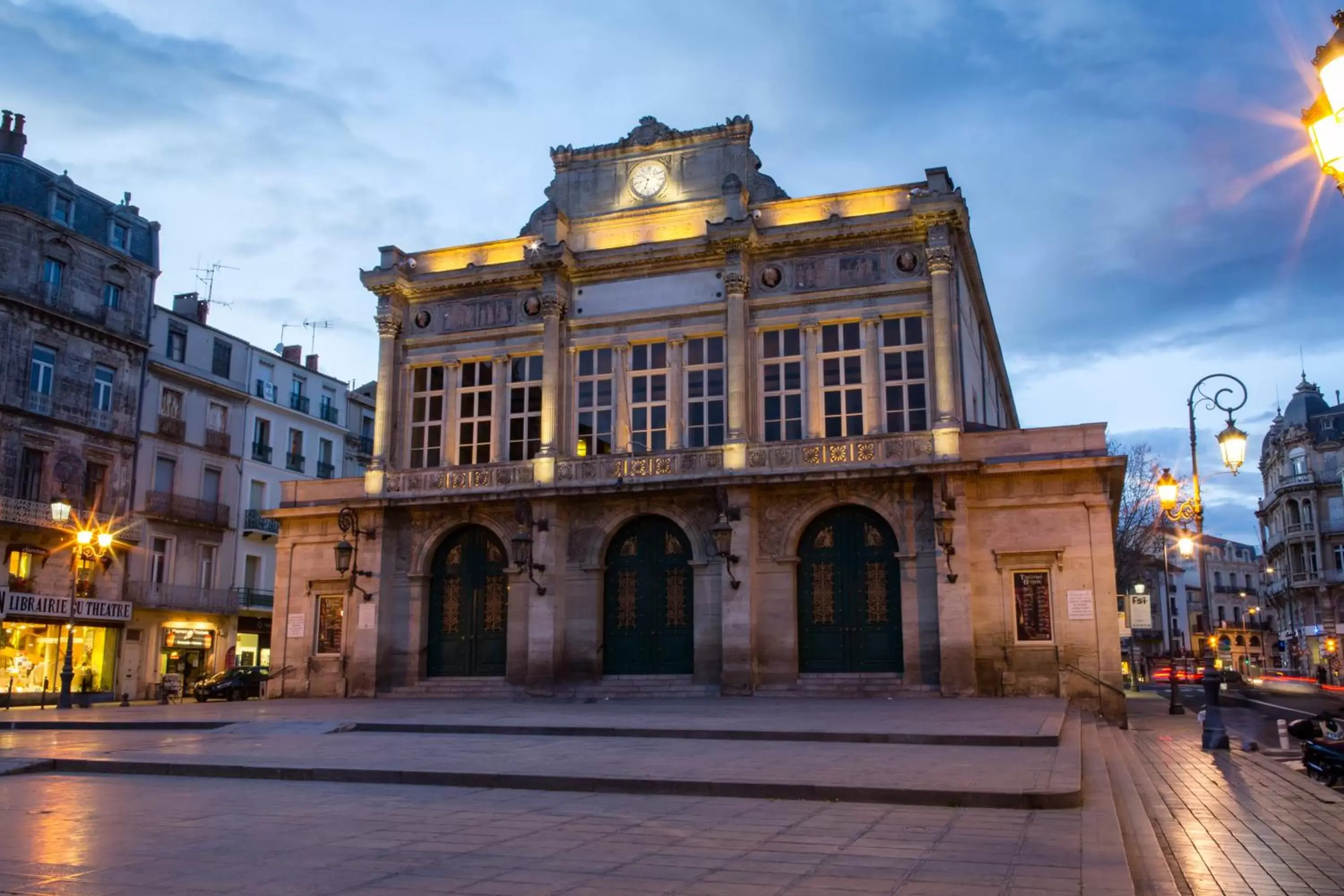 Property Building in Mercure Béziers