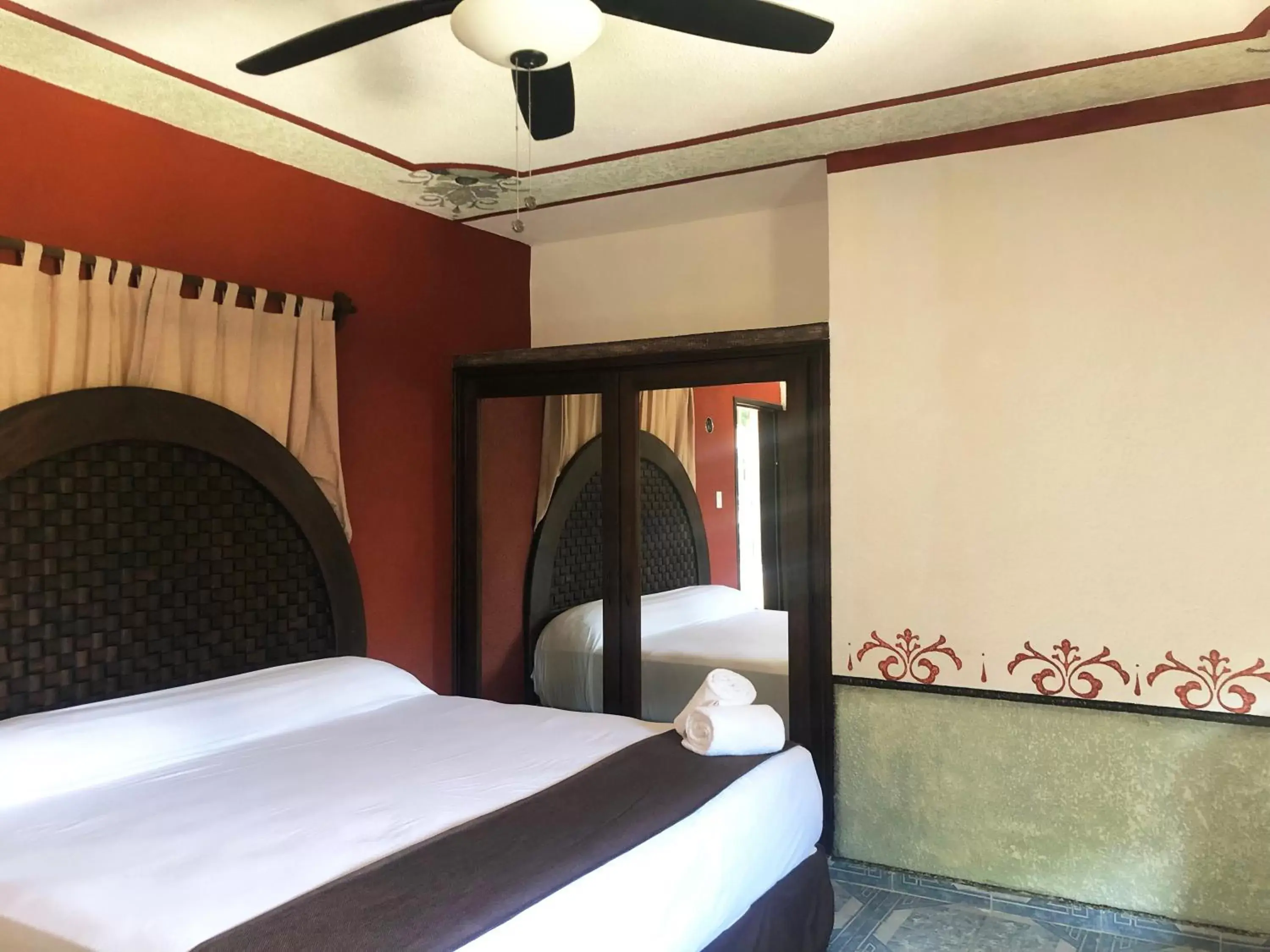 Standard Queen Room in Hotel Tuul Standard Queen Room in Hotel Tuul