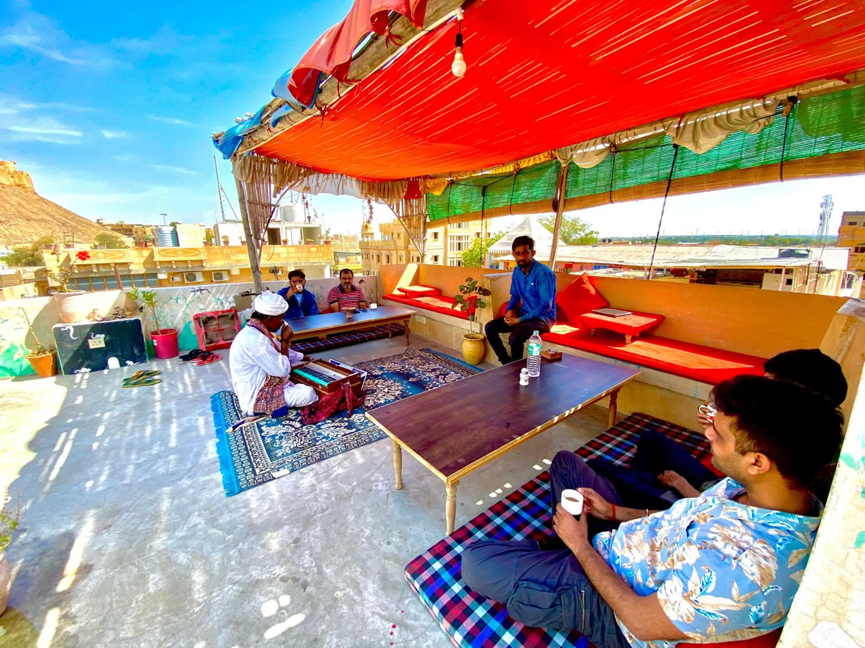 Restaurant/places to eat in Hotel Murad Haveli