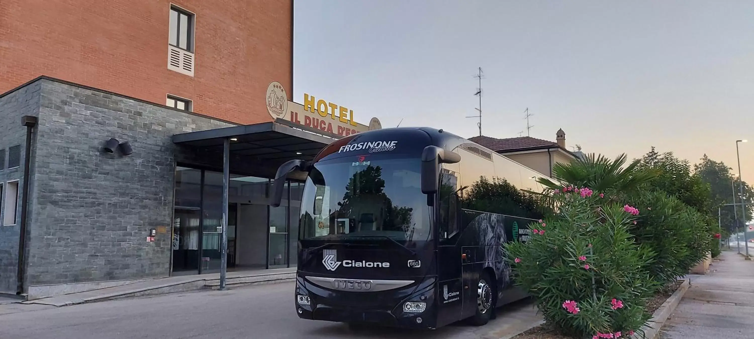 Parking, Property Building in Hotel Il Duca d'Este