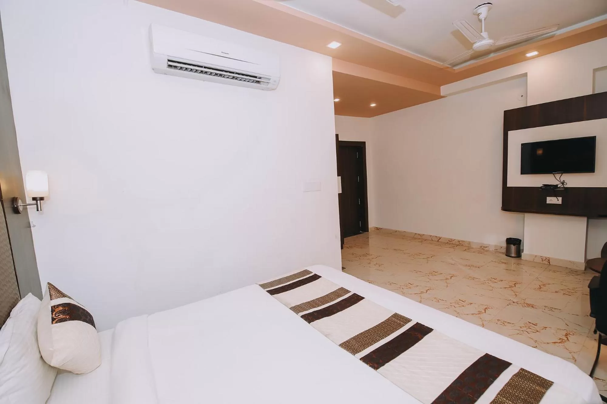 Bedroom, Bed in FabHotel Prime The Royal Galaxy