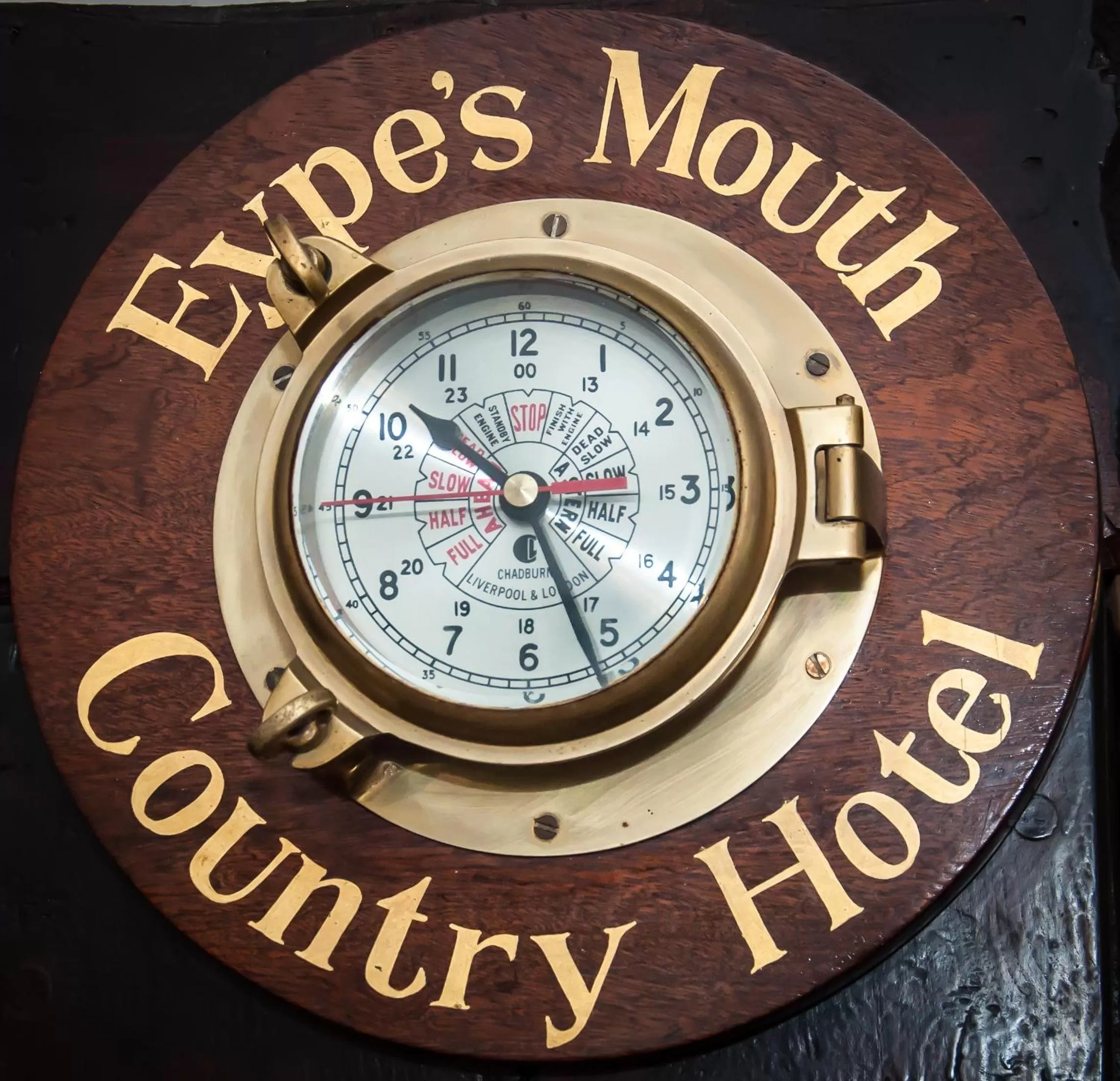 Decorative detail in Eype's Mouth Country Hotel