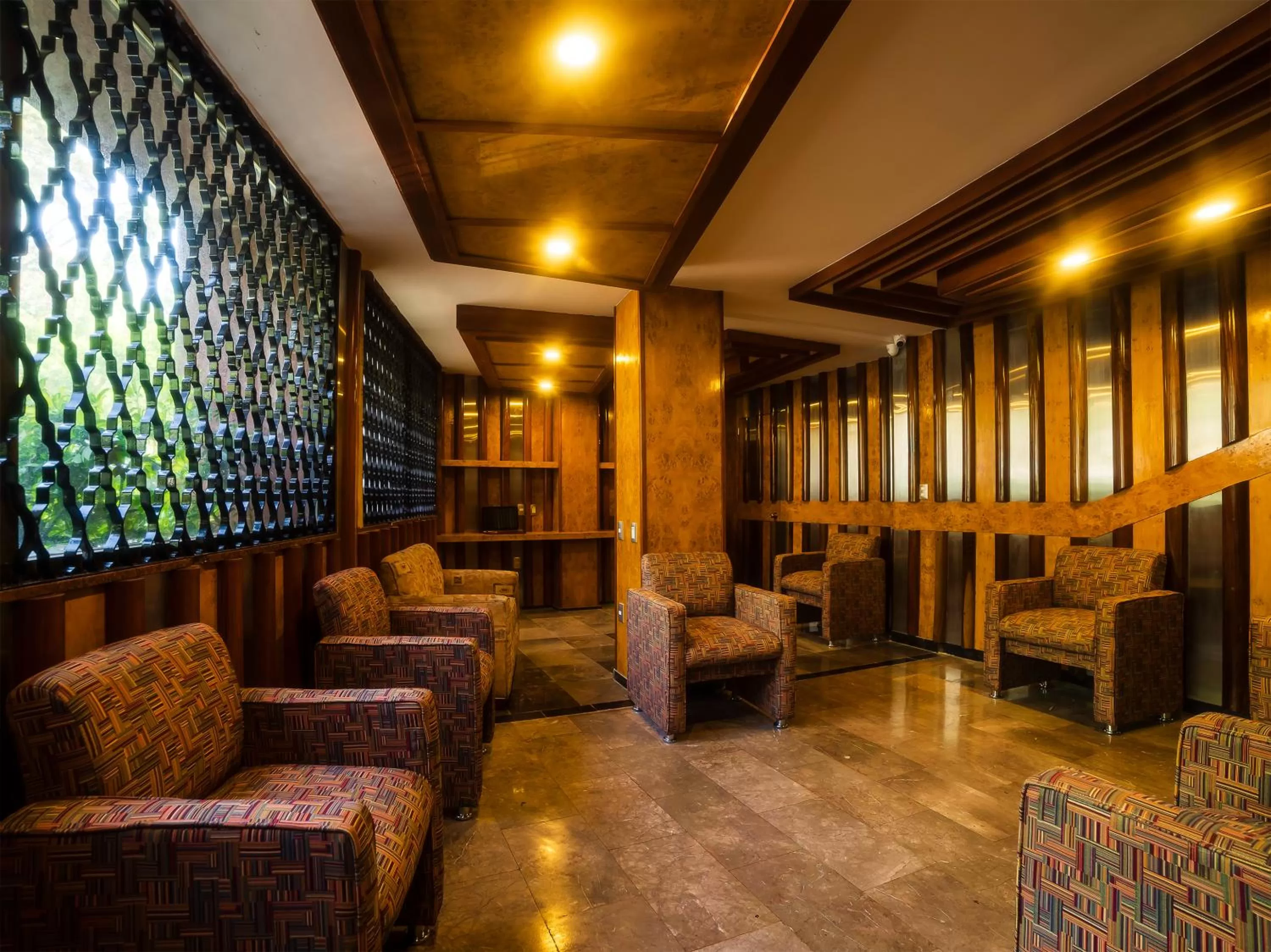 Seating area, Lounge/Bar in Hotel Normandie