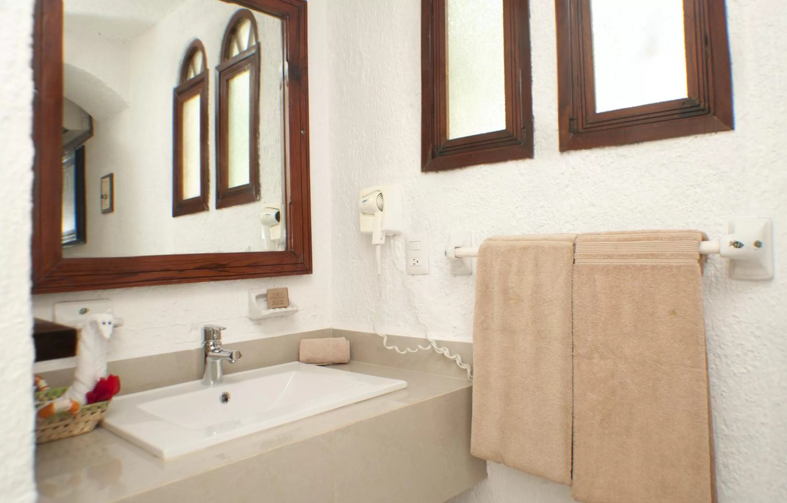 Garden view in Eco-hotel El Rey del Caribe