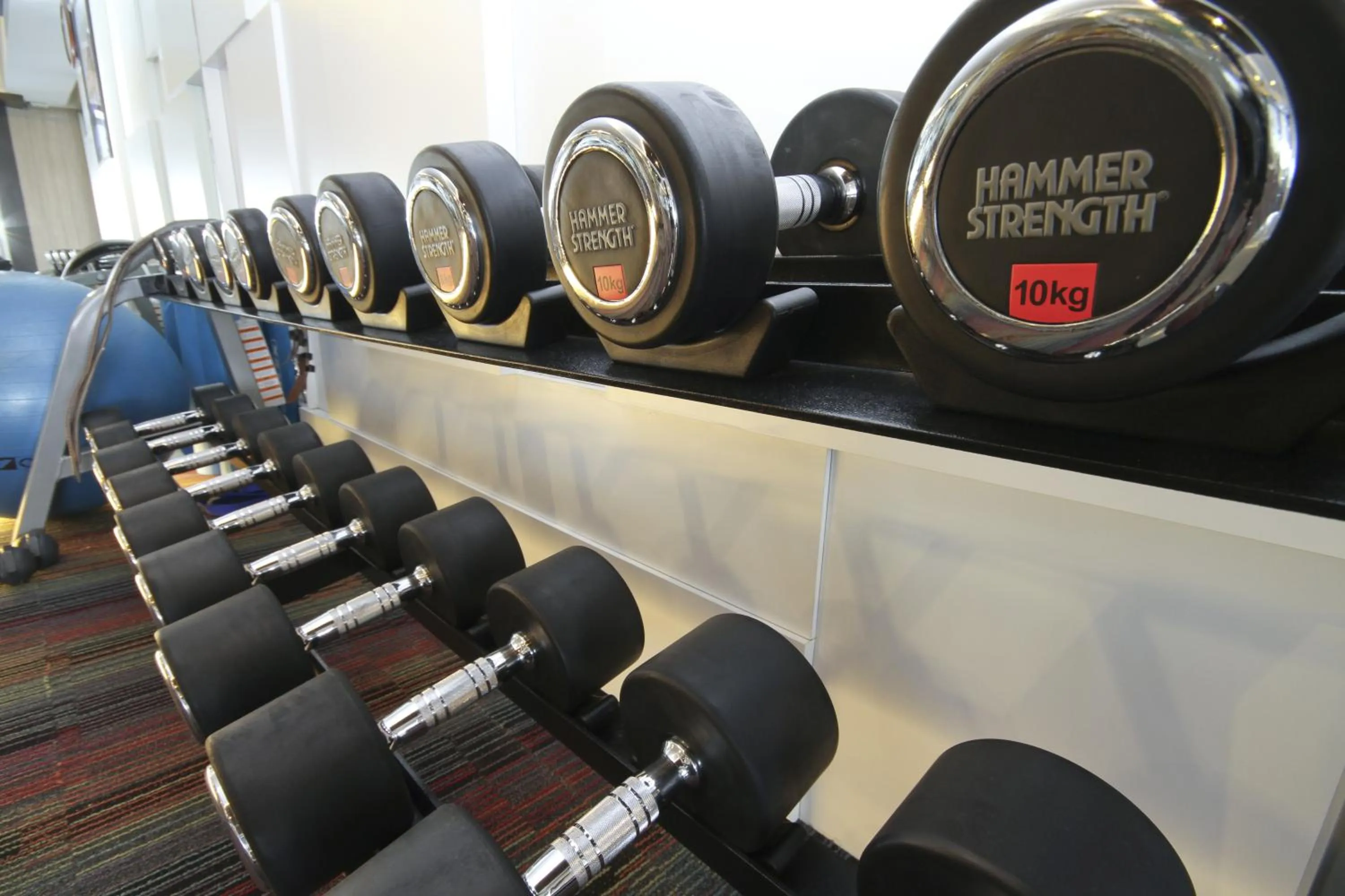 Fitness centre/facilities in Kameo Grand Hotel & Serviced Apartment, Rayong