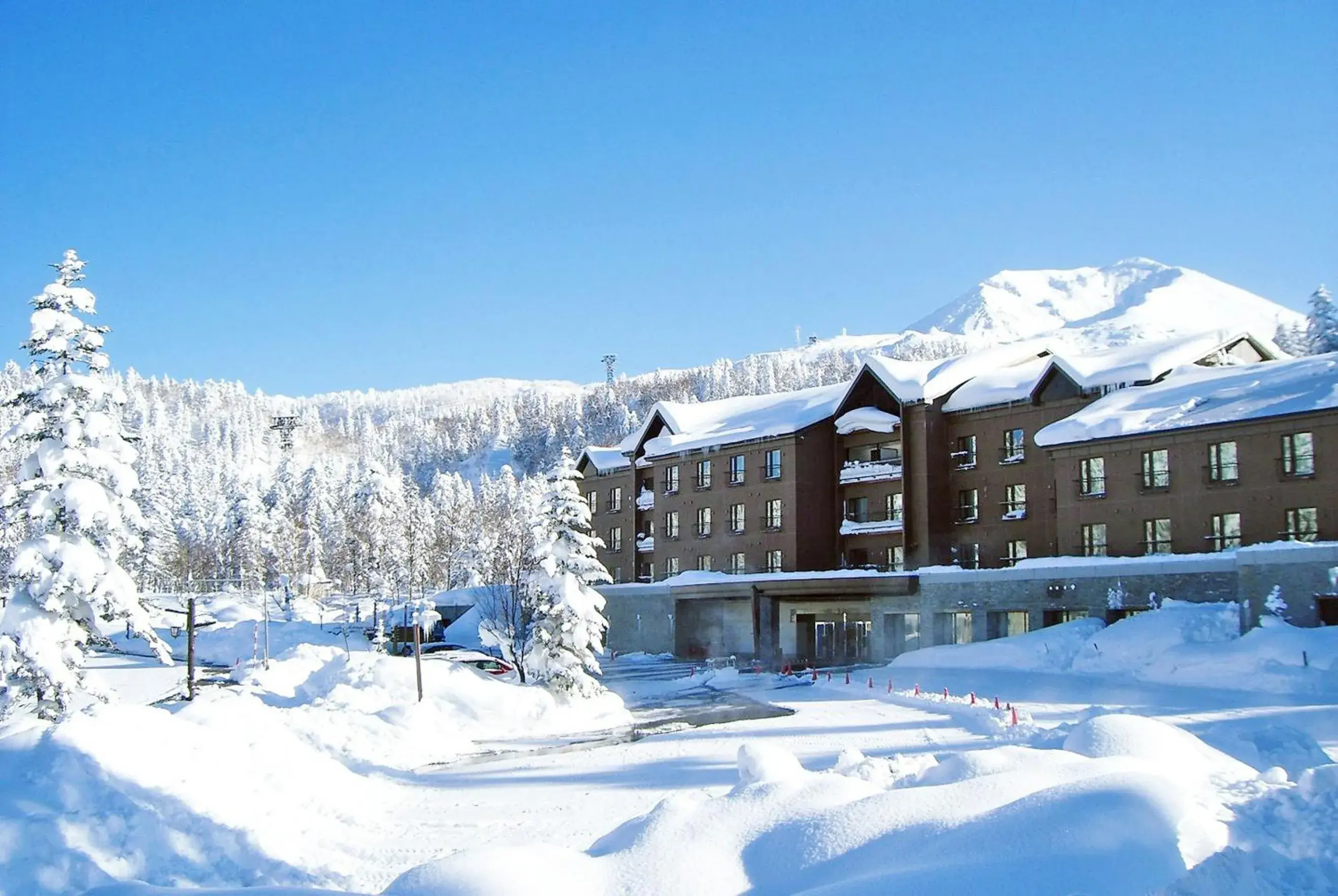 Property building, Winter in Asahidake Onsen Hotel Bear Monte