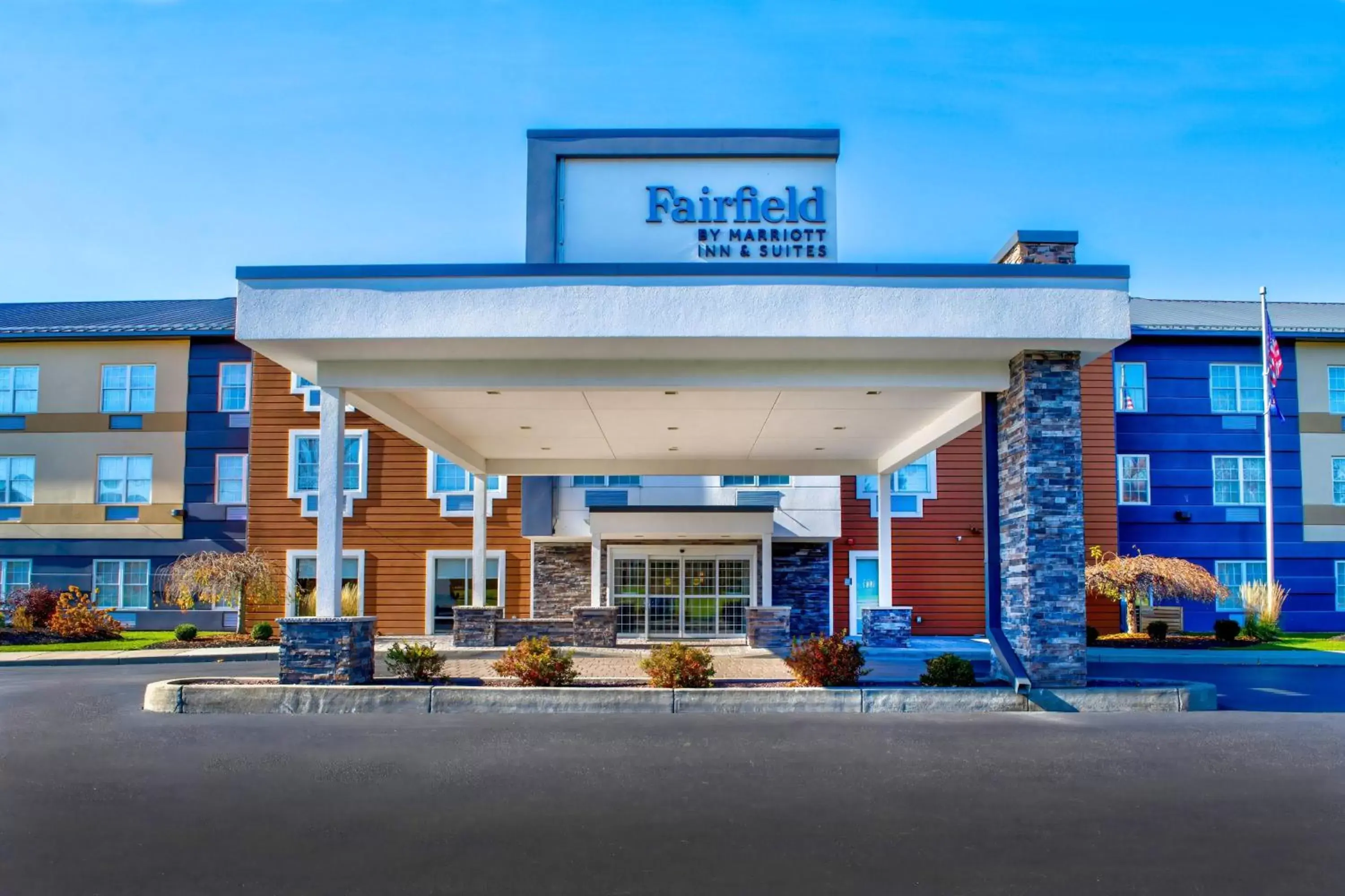 Property Building in Fairfield Inn & Suites by Marriott Cortland