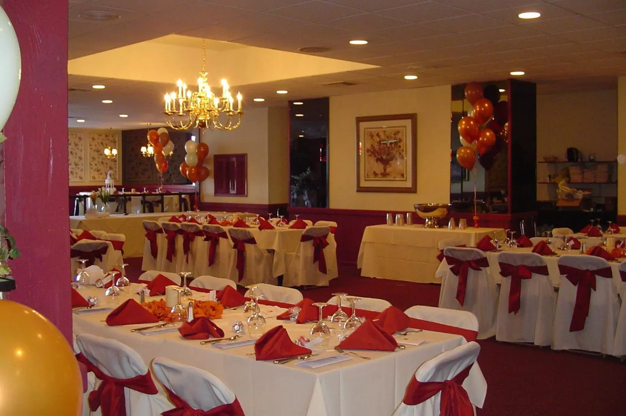 Banquet/Function facilities, Restaurant/Places to Eat in Ramada by Wyndham Watertown