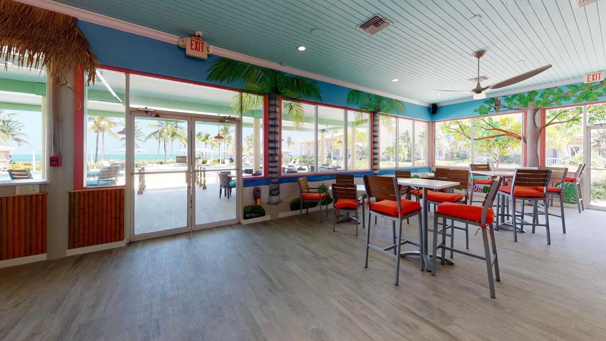 Restaurant/places to eat in Holiday Inn Resort Grand Cayman by IHG