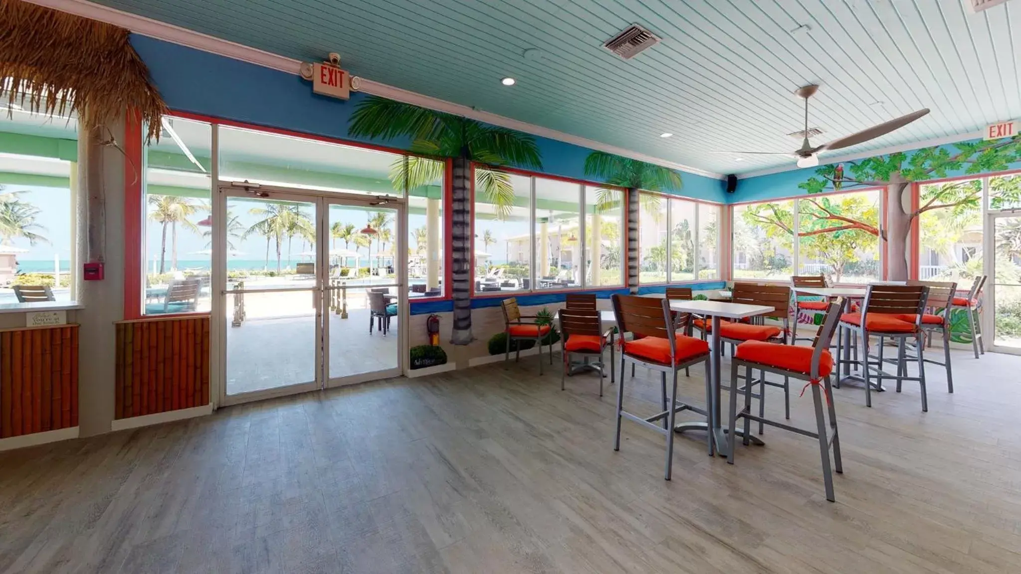 Restaurant/Places to Eat in Holiday Inn Resort Grand Cayman, an IHG Hotel