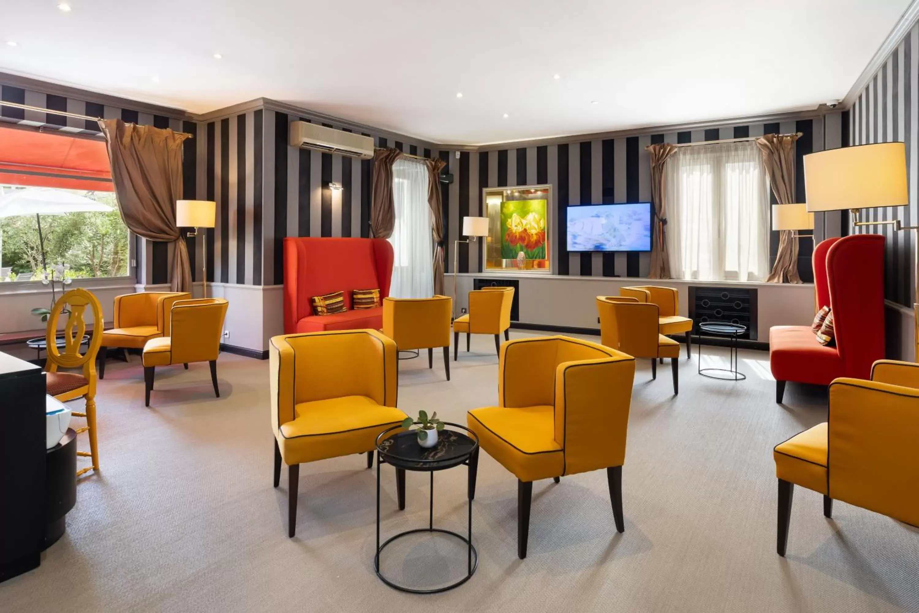 Lobby or reception, Restaurant/Places to Eat in Best Western Plus Hôtel Brice Garden Nice