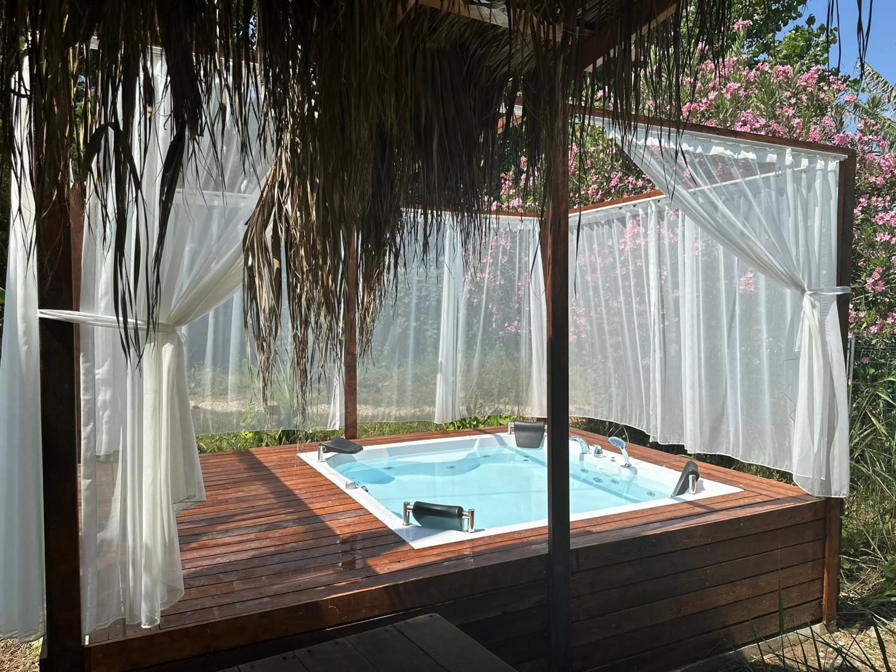 Swimming Pool in Kiriş Garden Hotel