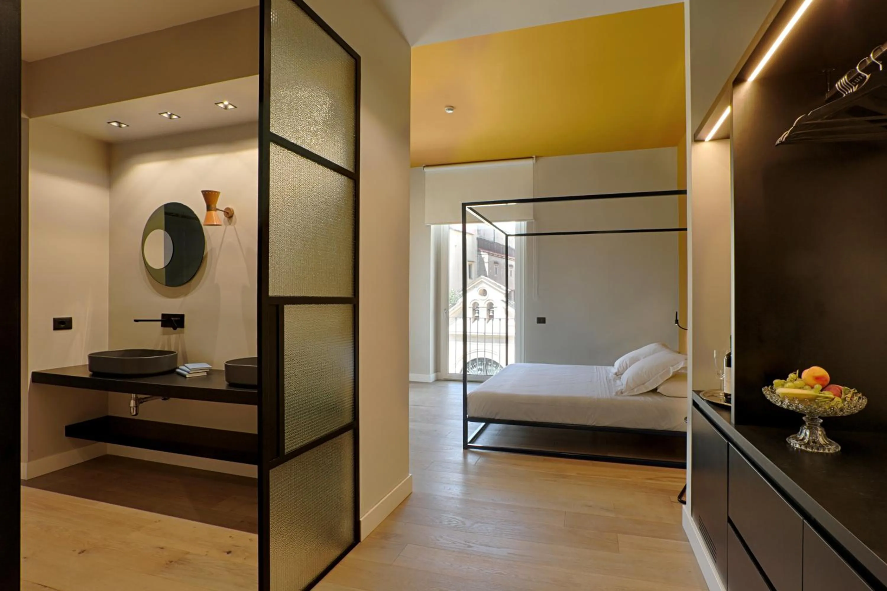 Toilet, Bed in Casa Pacifico Napoli