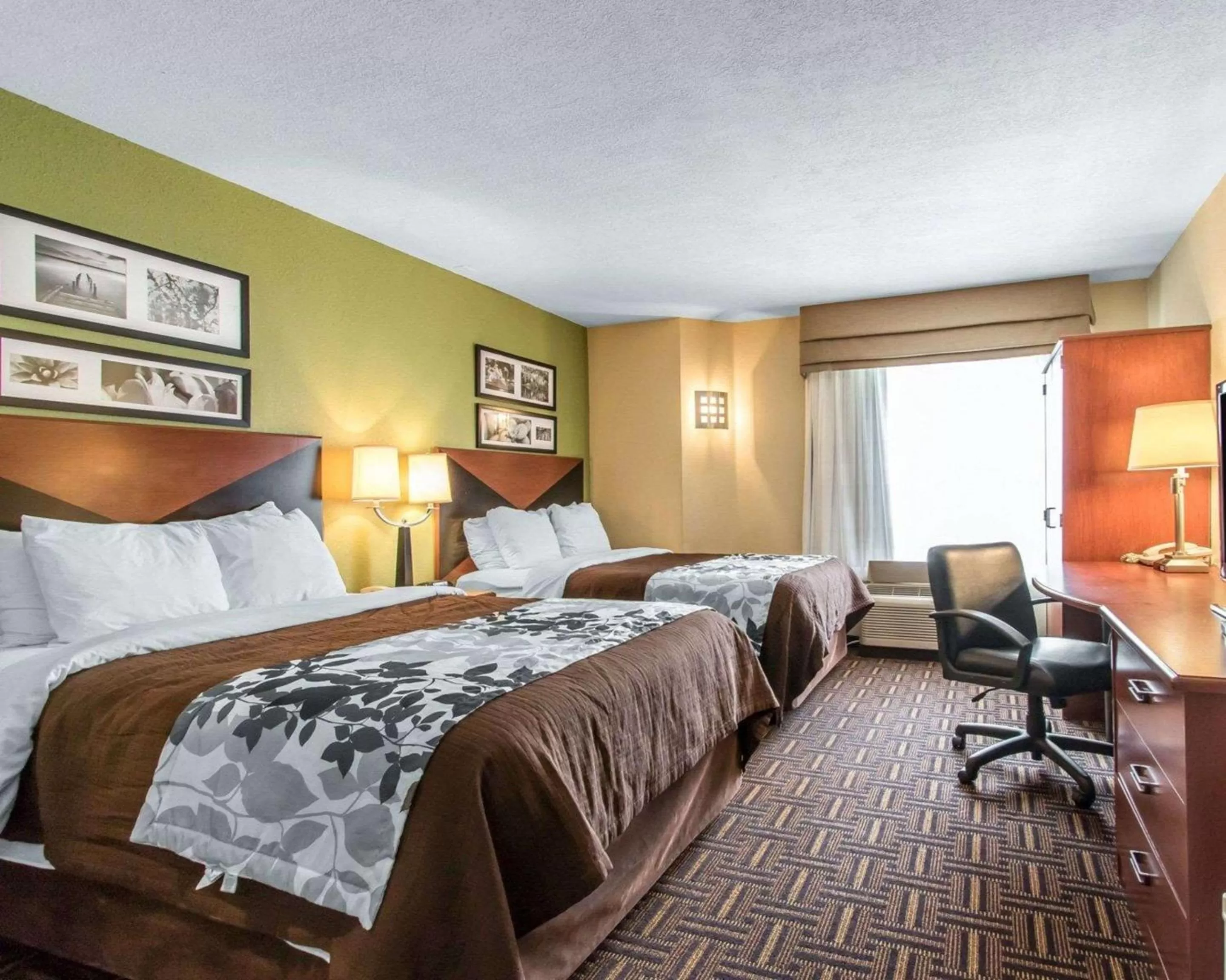 Photo of the whole room, Bed in The Douillet by Demeure Hotels